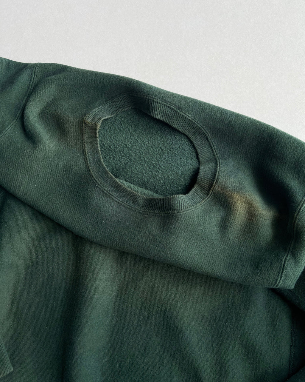 1990S SUN FADED CHAMPION REVERSE WEAVE LOGO SWEATSHIRT (M)