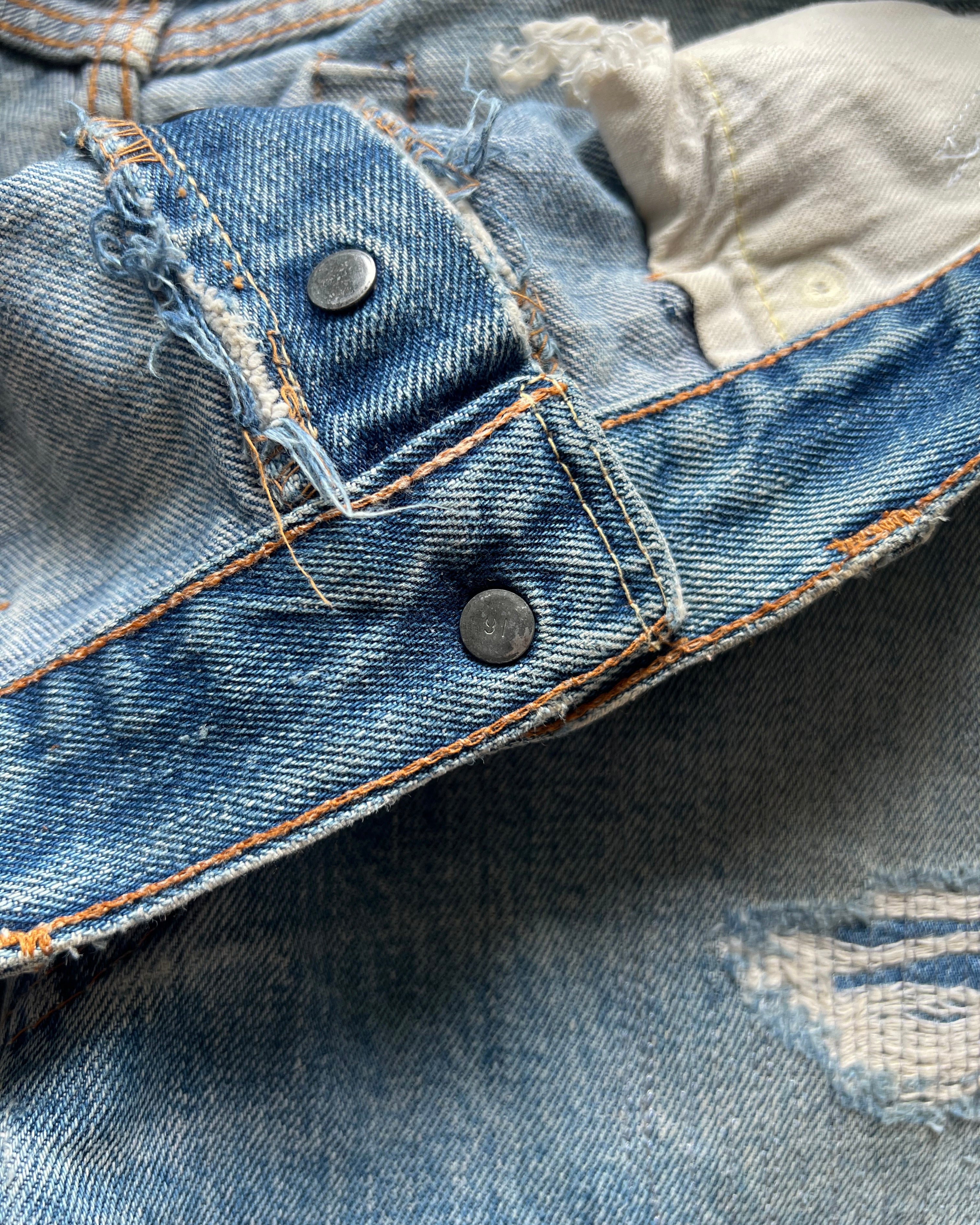 1970S LEVI'S 501 REDLINE SELDVEDGE REPAIRED JEANS (34)