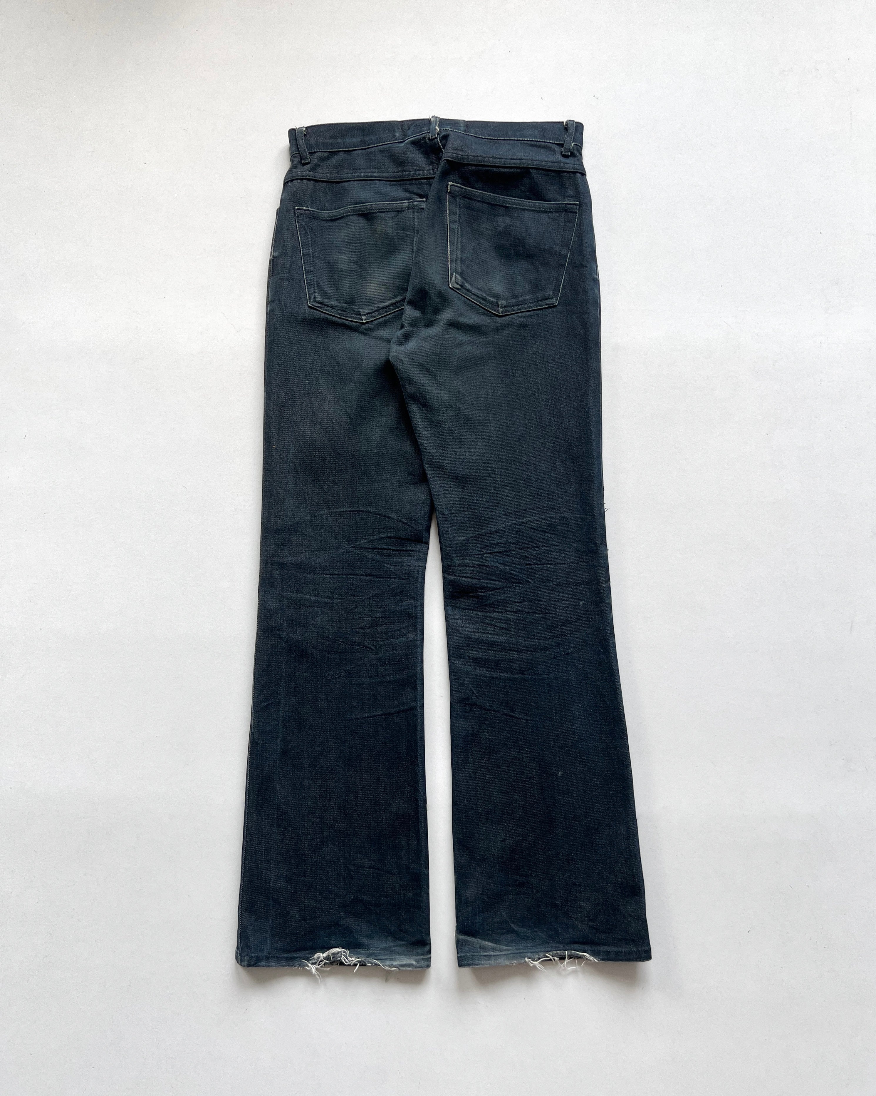 2000S DARK INDIGO SAINT LAURENT FLARE JEANS (32)
