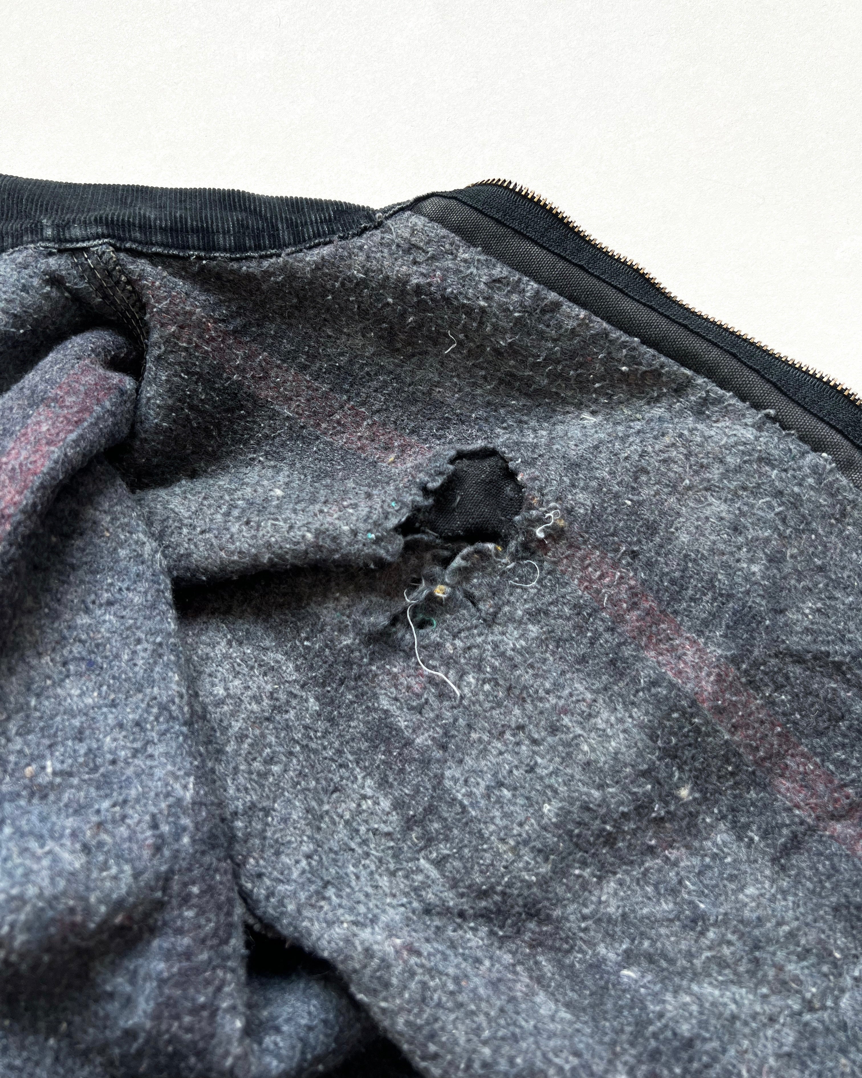 1990S FADED BLACK CARHARTT DETROIT JACKET (L)