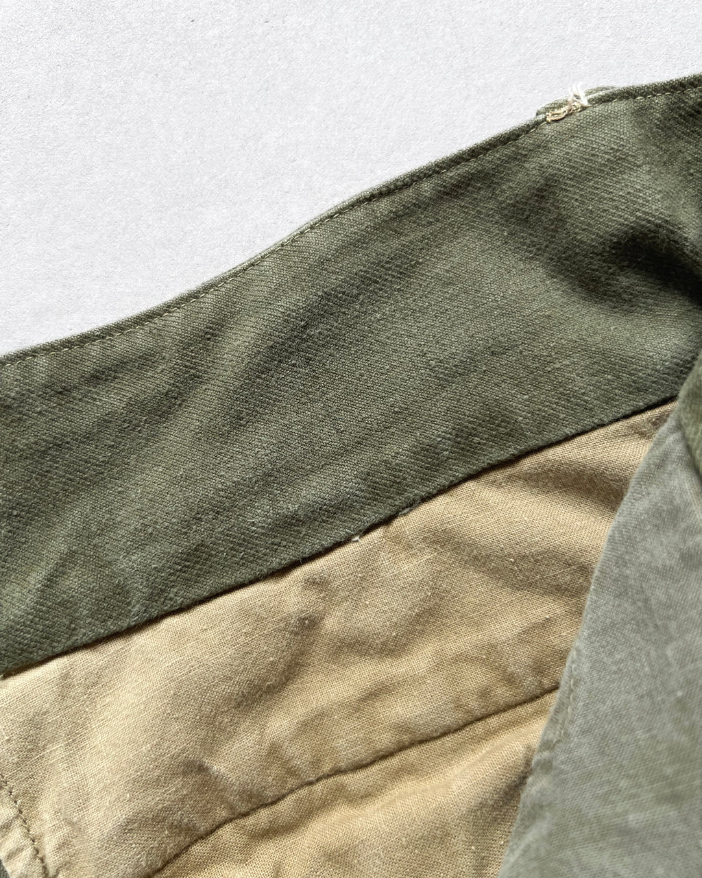 1950S FRENCH ARMY M-47 CUTT-OFF CARGO SHORTS (34)