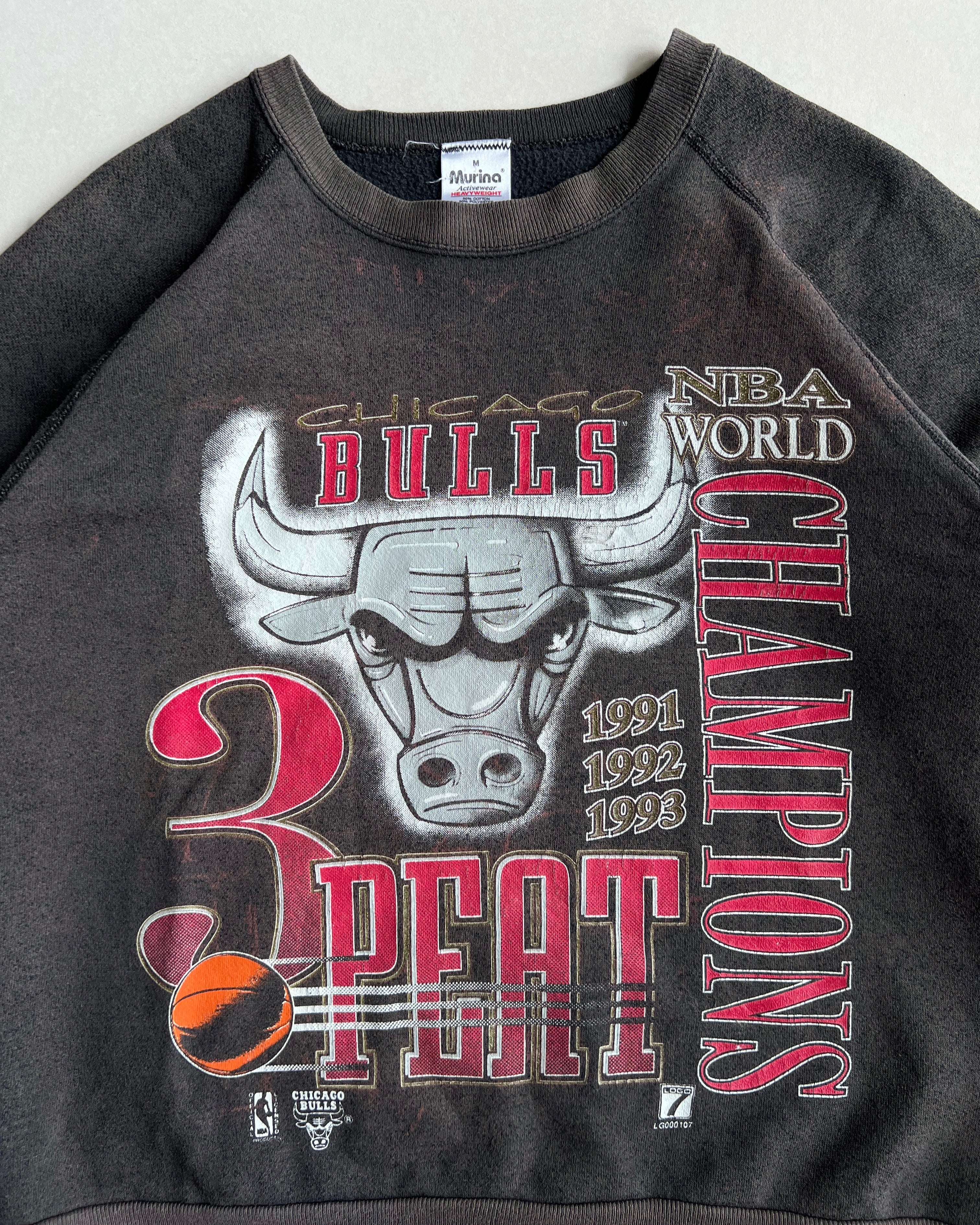 1990S CHICAGO BULL '3PEAT CHAMPIONS' RAGLAN SWEATSHIRT (M)
