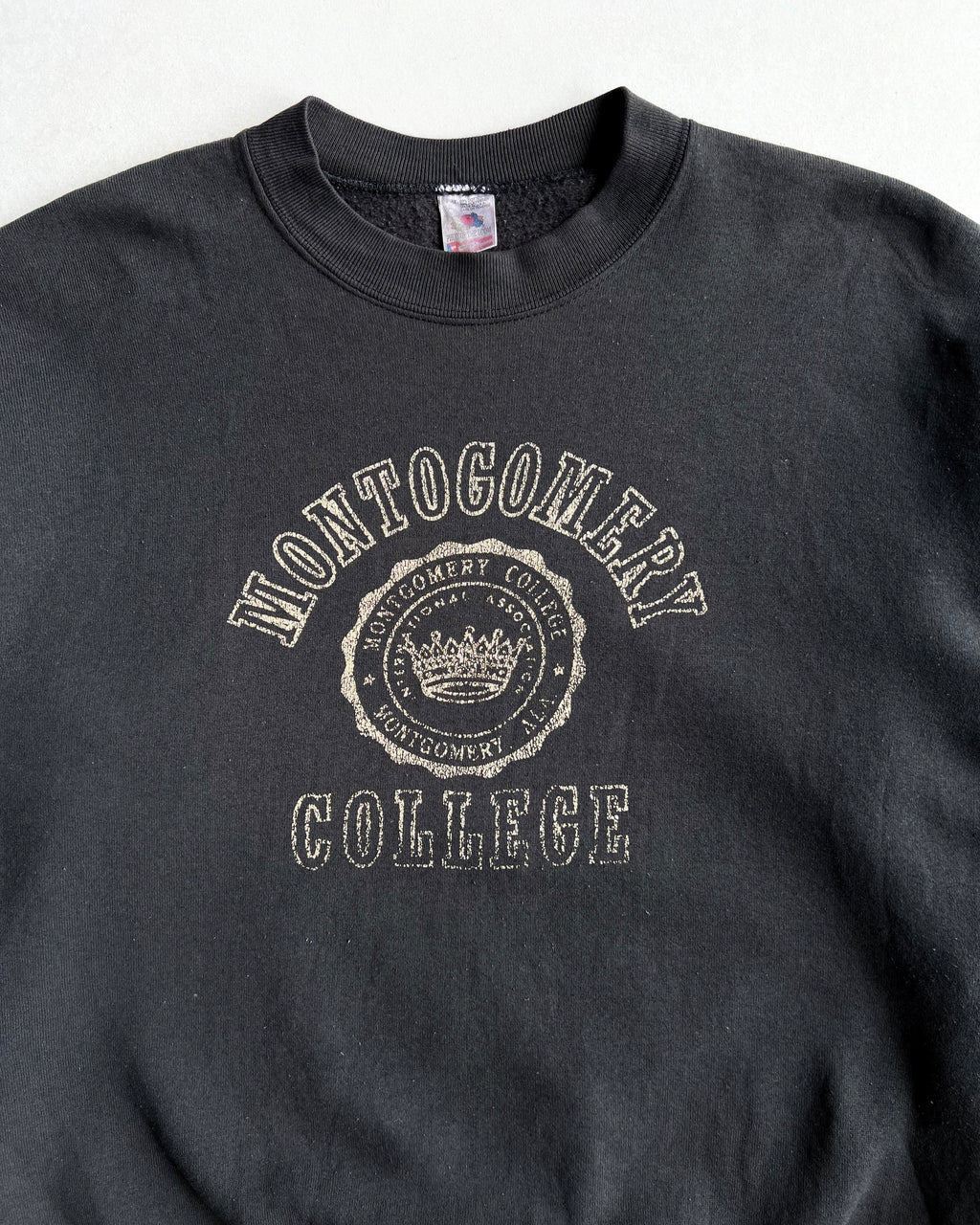 1990S 'MONTOGOMERY COLLEGE' SWEATSHIRT (L)