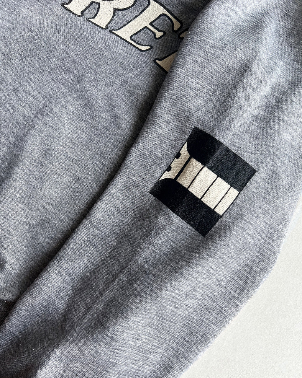 1970S 'FRETS' RAGLAN SWEATSHIRT (L)