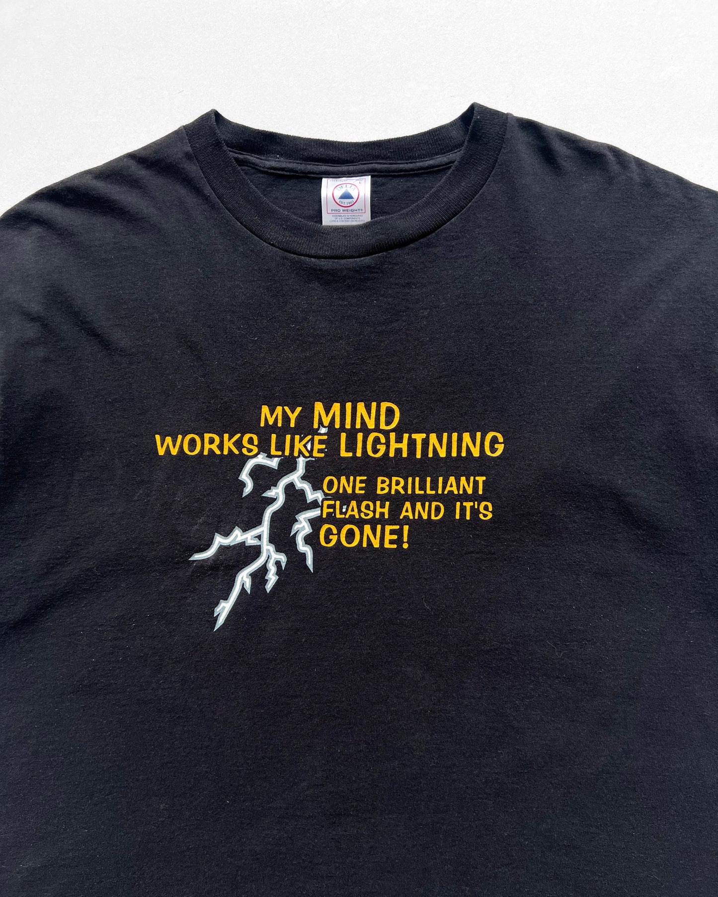 1990S 'MY MIND OWRKS LIKE LIGHTNING' TEE (L)