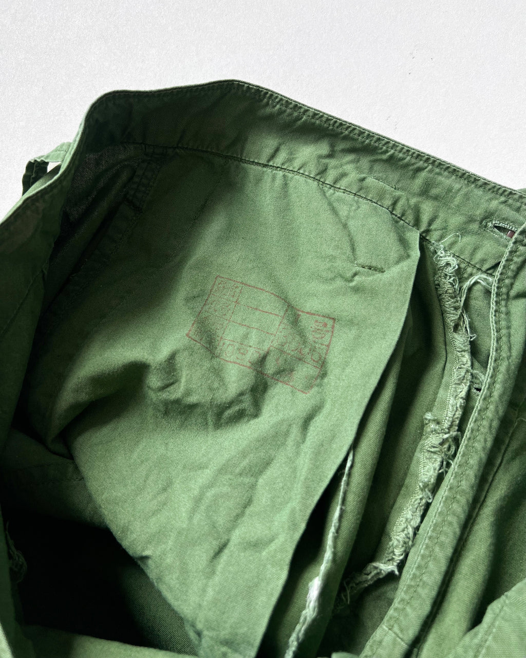 1980S JAPANESE ARMY DOUBLEKNEE TROUSERS (34)