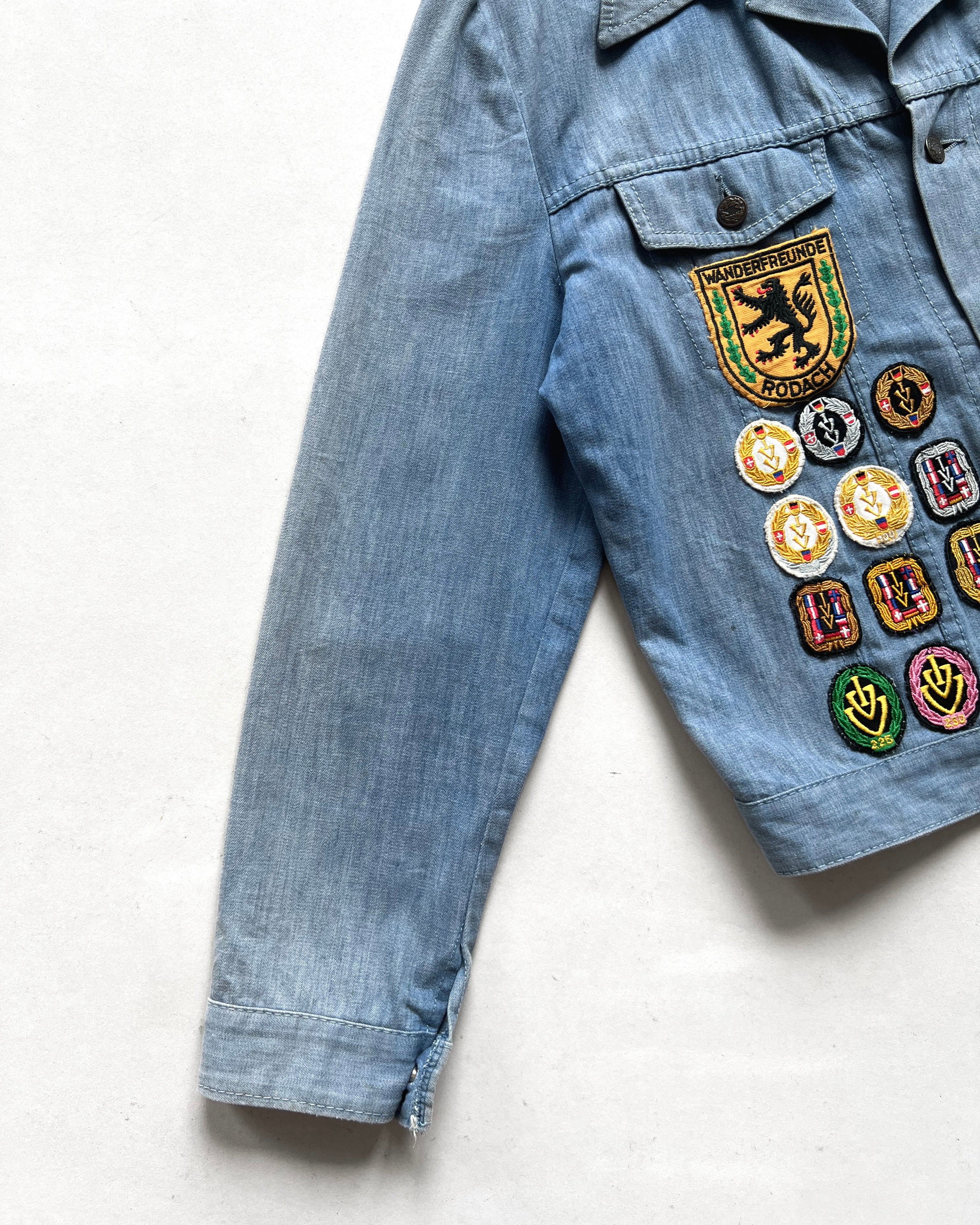 1970S GERMAN HIKING CLUB PATCHES DENIM JACKET (L)