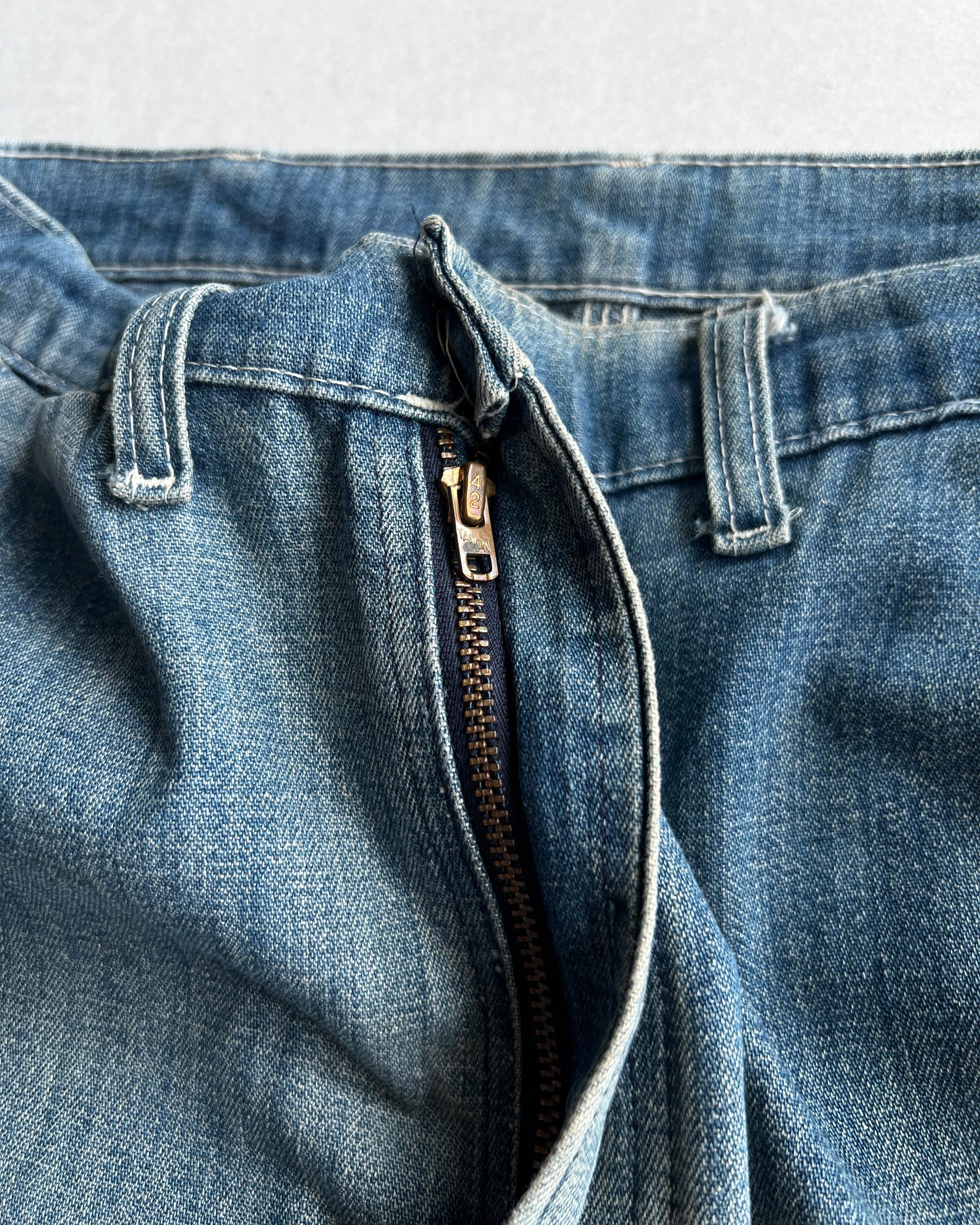 1970S REPAIRED OSHKOSH CARPENTER WORK TROUSERS (28-29)