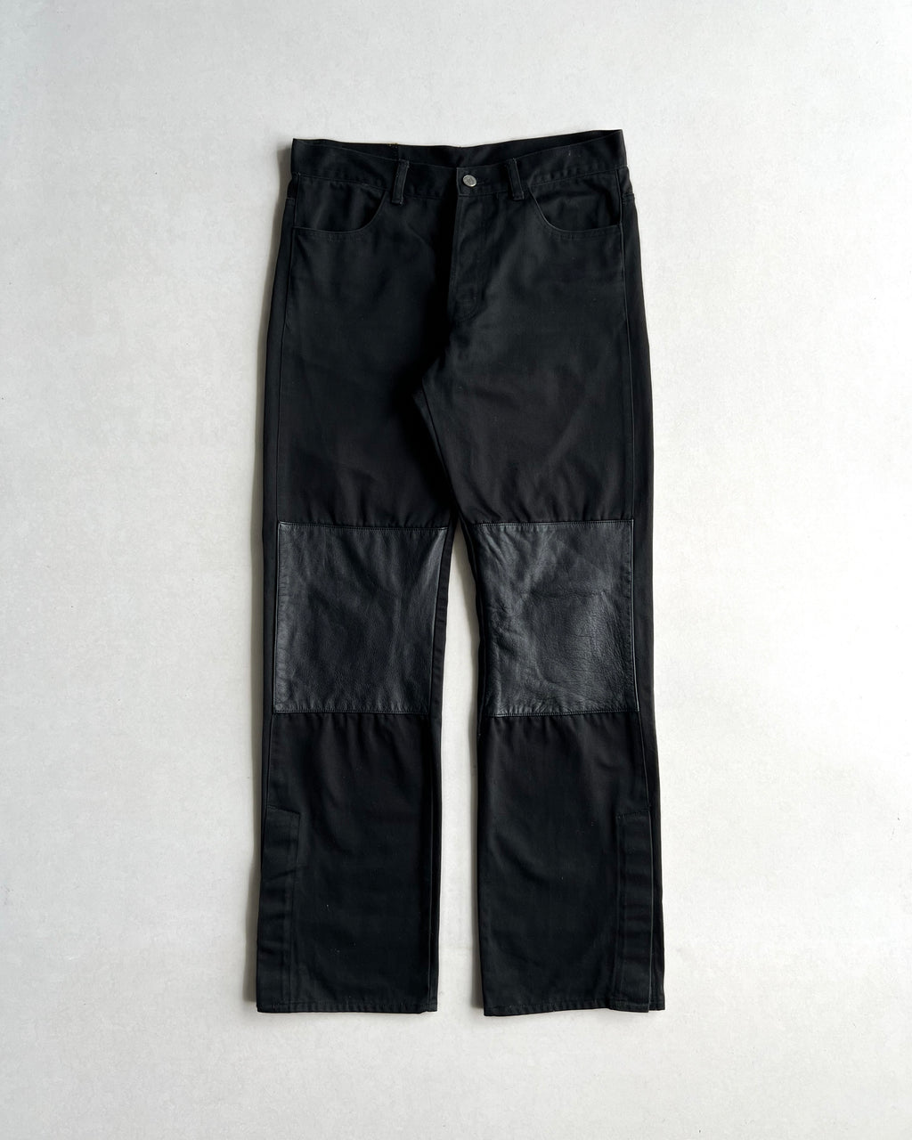 2000S BLACK LEATHER DOUBLE KNEE FLARE TROUSERS (32X32)