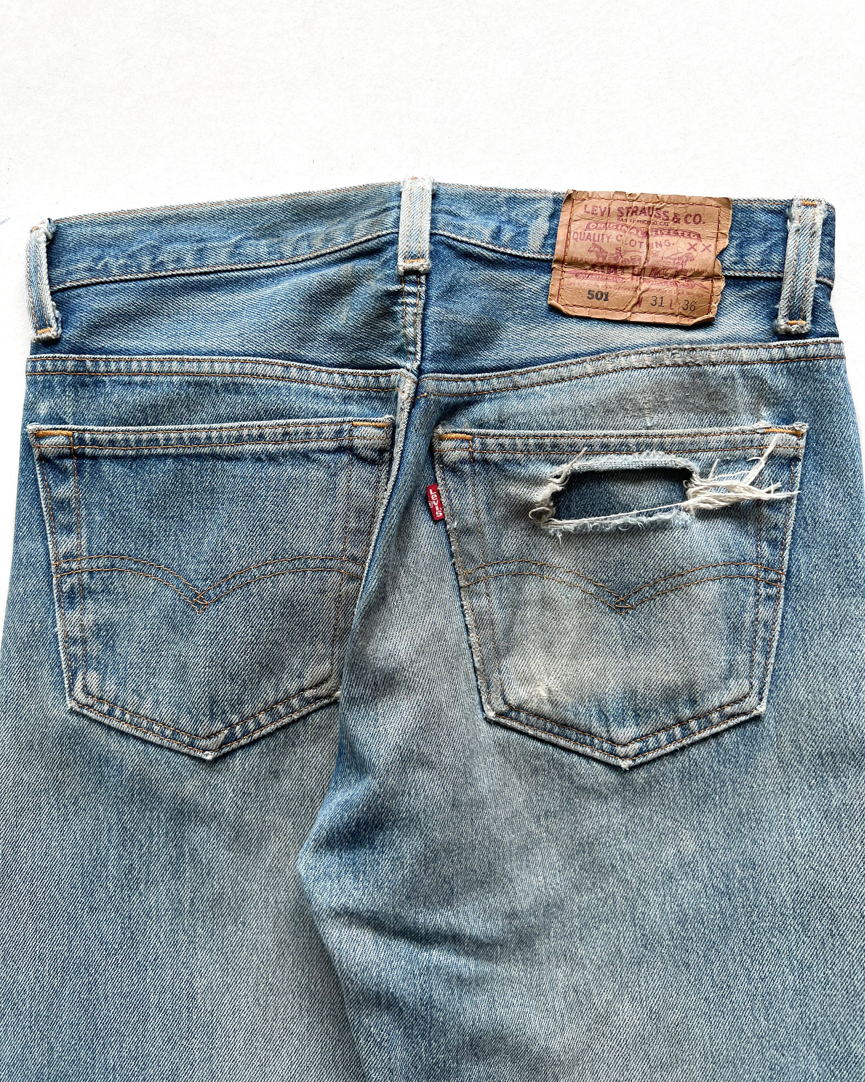 1990S FADED LEVI'S 501 REPAIRED JEANS (30)