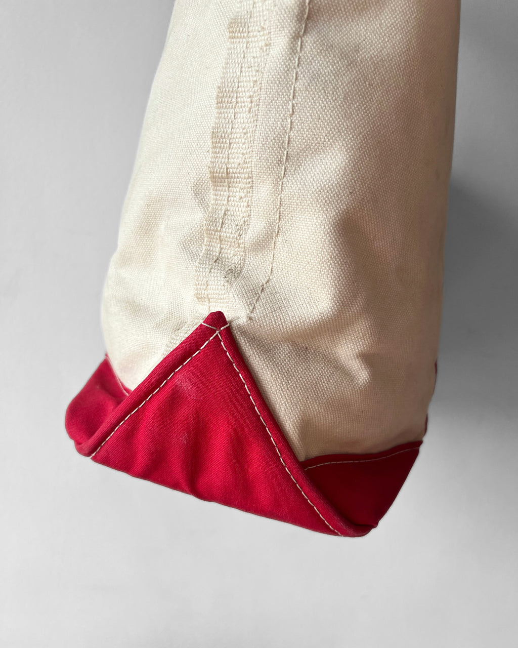 1990S L.L BEAN WHITE/RED CANVAS TOTE BAG (XL)