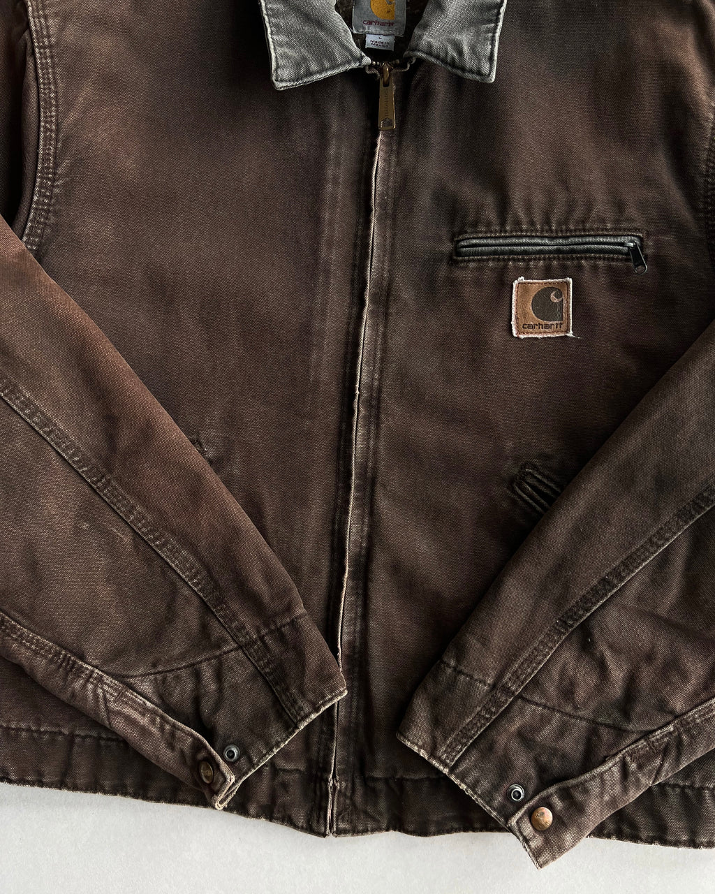 FADED CHOCOLATE CARHARTT DETROIT WORK JACKET (L)