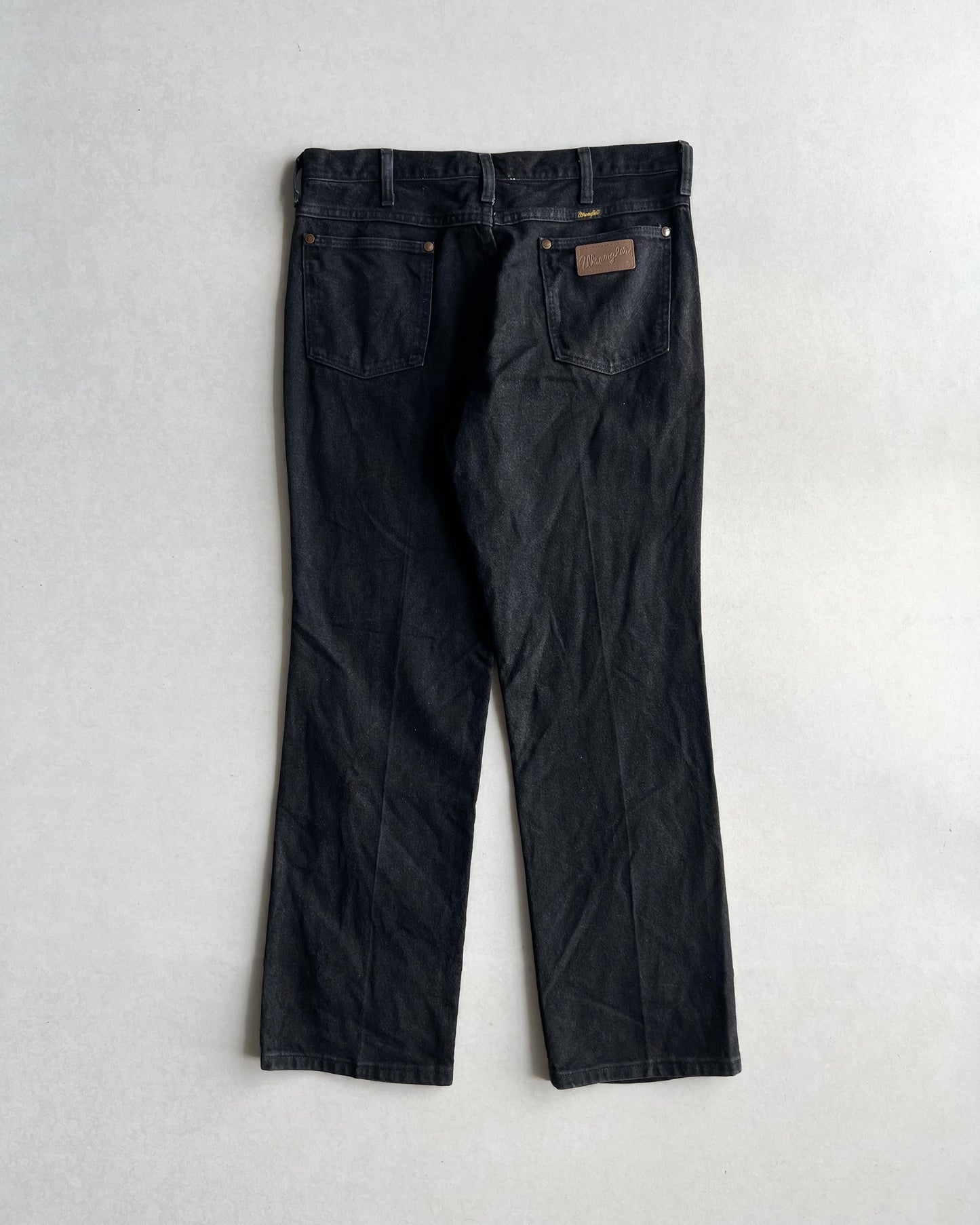 1970S BLACK WRANGLER FLARE JEANS (34X30)