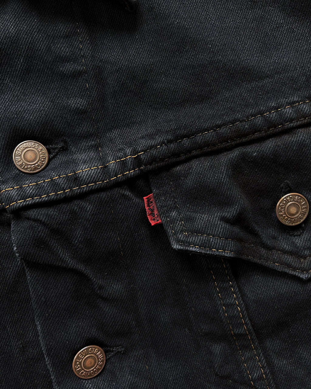 1970S OVERDYED BLACK LEVI'S 70505 TYPE III DENIM JACKET (XL)