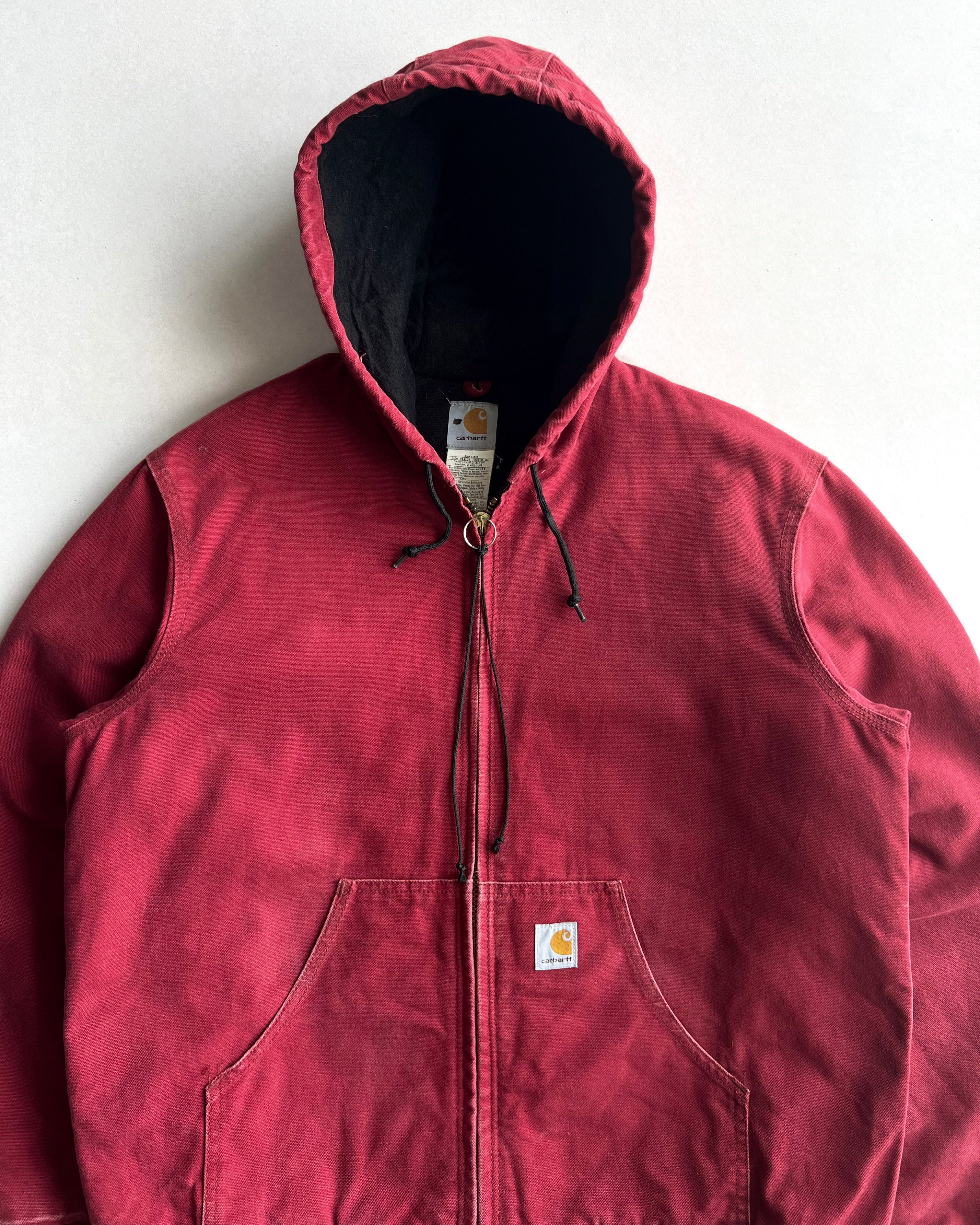 FADED RED CARHARTT HOODED WORK JACKET (M)