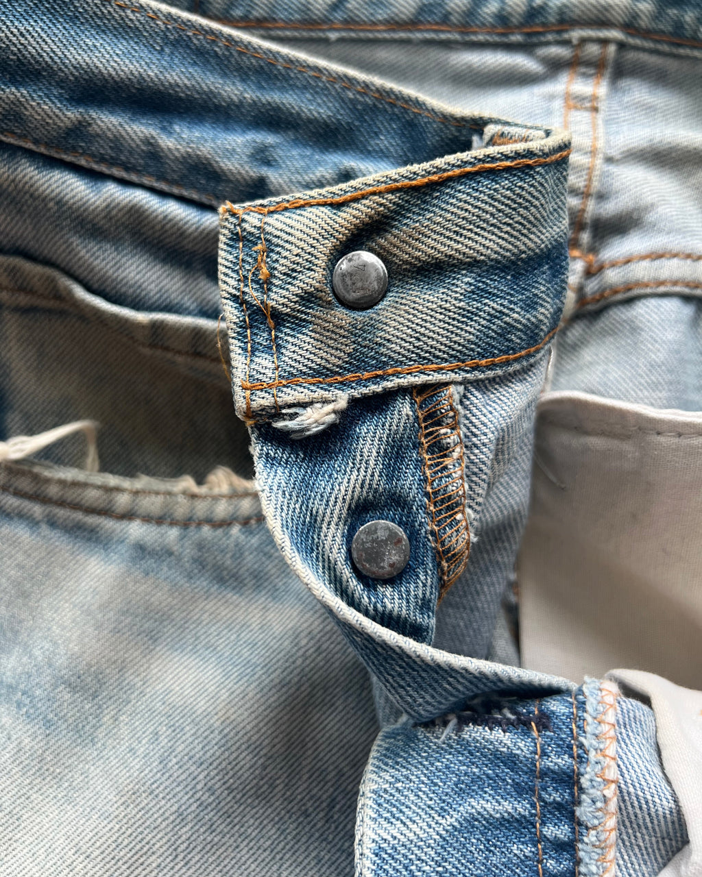 1980S FADED LEVI'S 501 REDLINE SELVEDGE JEANS (32)