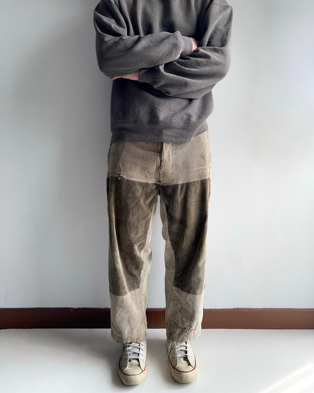 1930S FRENCH CORDUROY REPAIRED WORK TROUSERS (32-34)