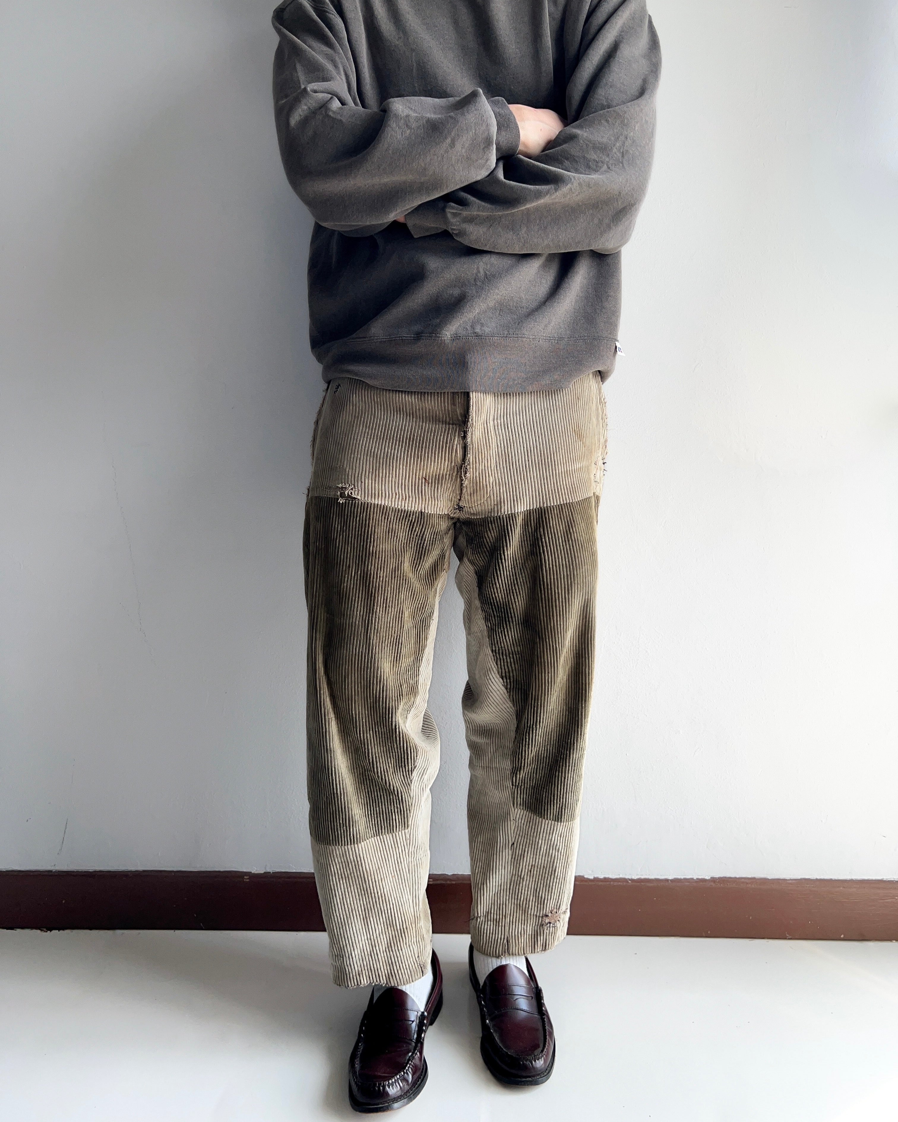 1930S FRENCH CORDUROY REPAIRED WORK TROUSERS (32-34)