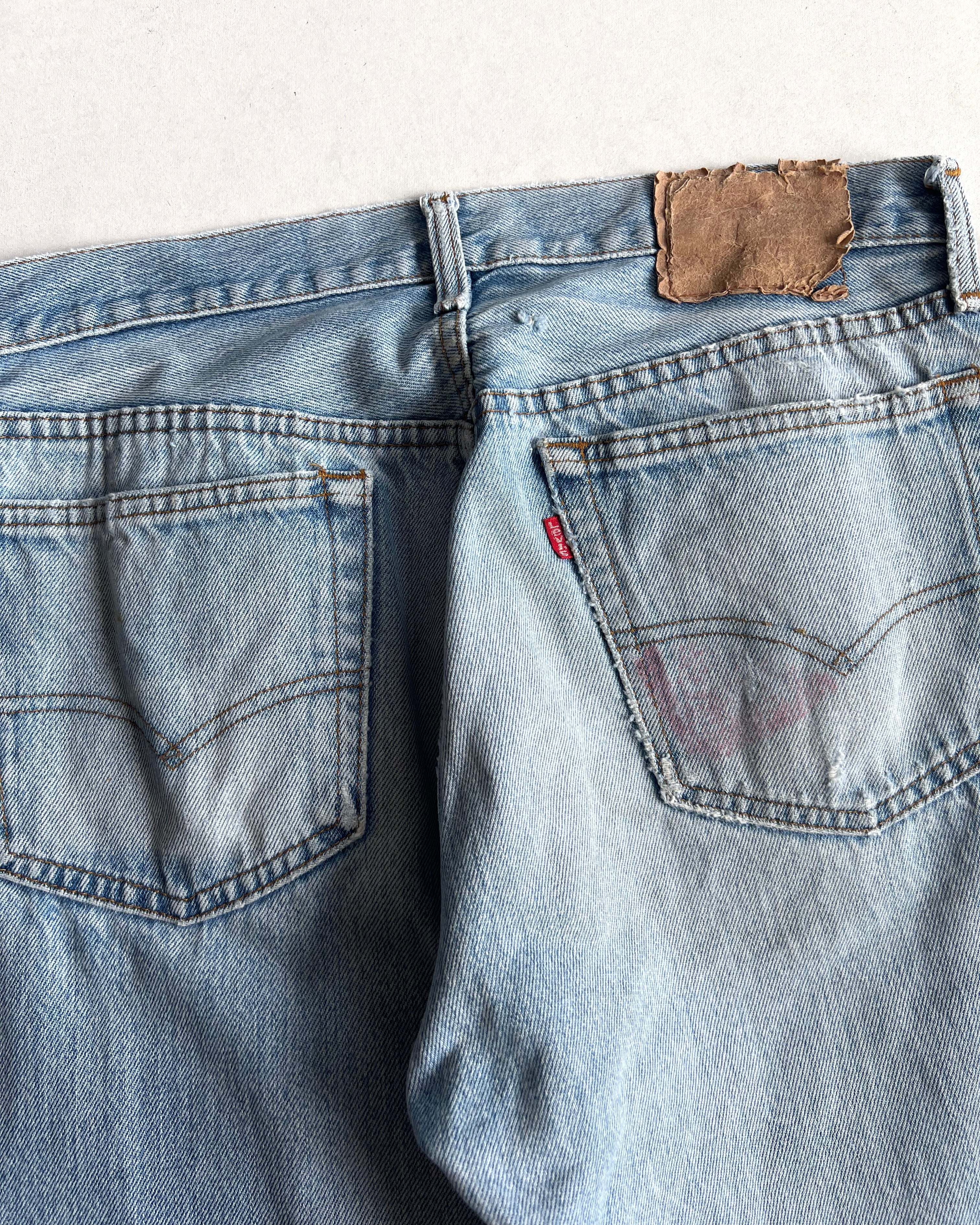 1980S FADED LEVI'S 501 REPAIRED JEANS (31)