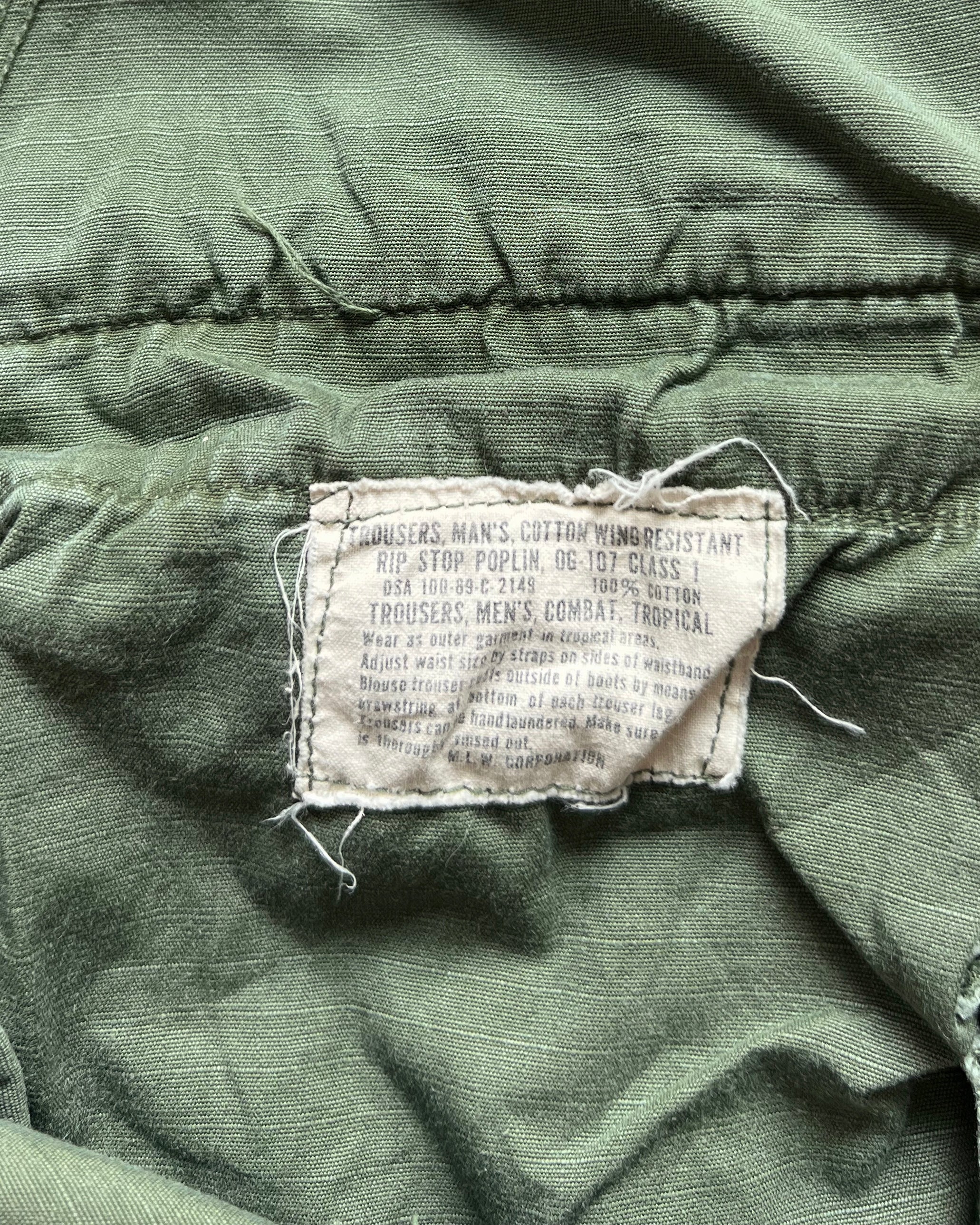 1960S US ARMY OG-107 POPLIN CARGO TROUSERS (26-31)