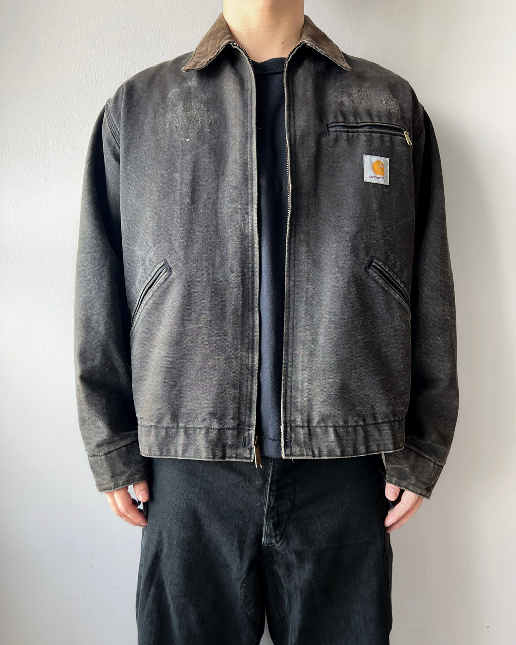 2000S FADED BLACK CARHARTT DETROIT WORK JACKET (L)