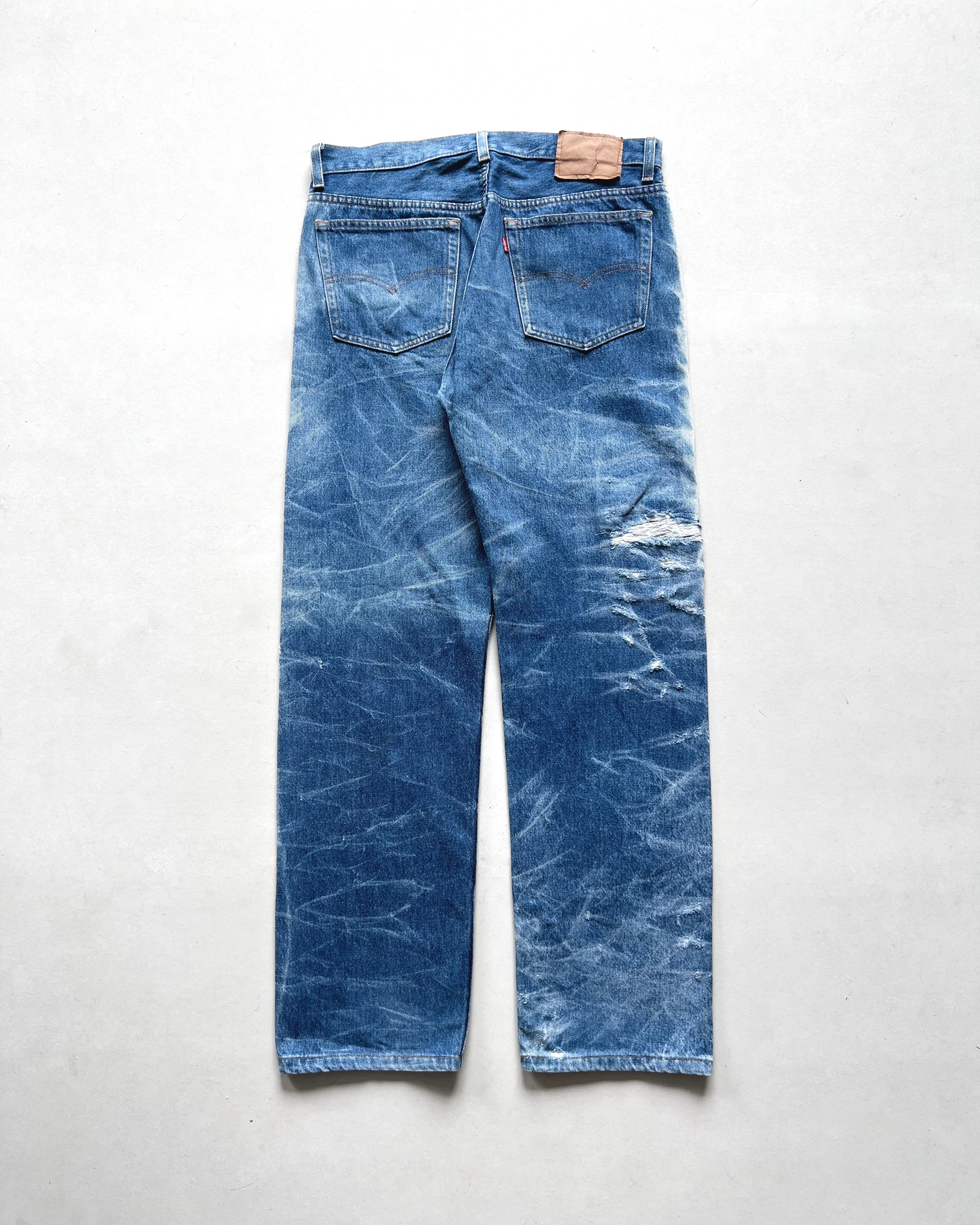 1990S FADED LEVI'S 501 WHISKERS JEANS (34)