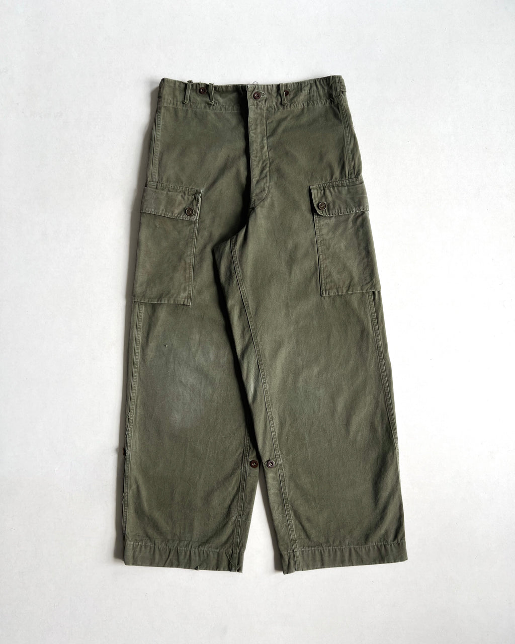 1950S DUTCH ARMY CARGO TROUSERS (30-34)