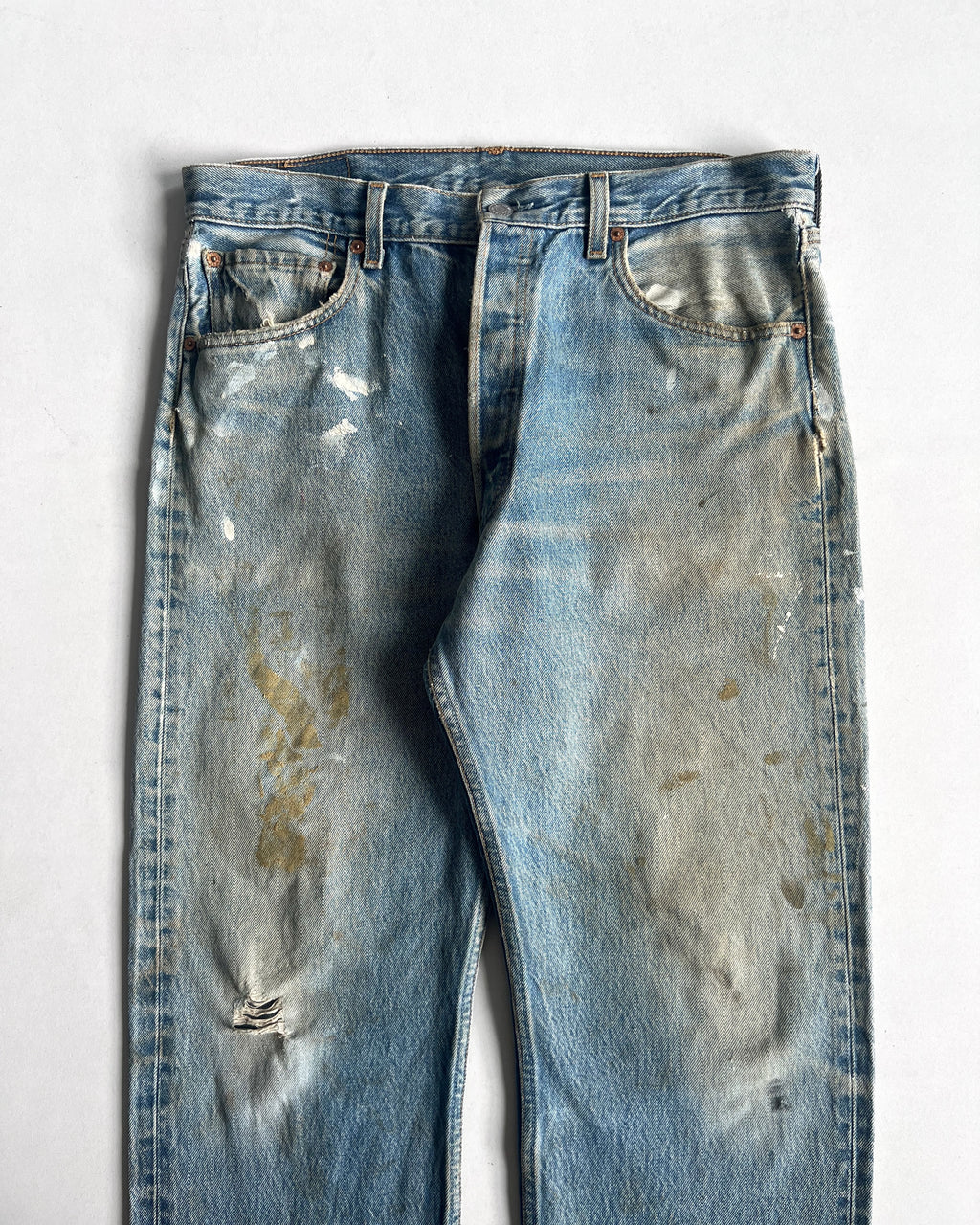 1990S FADED WASHED LEVI'S 501 PAINTER JEANS (34)