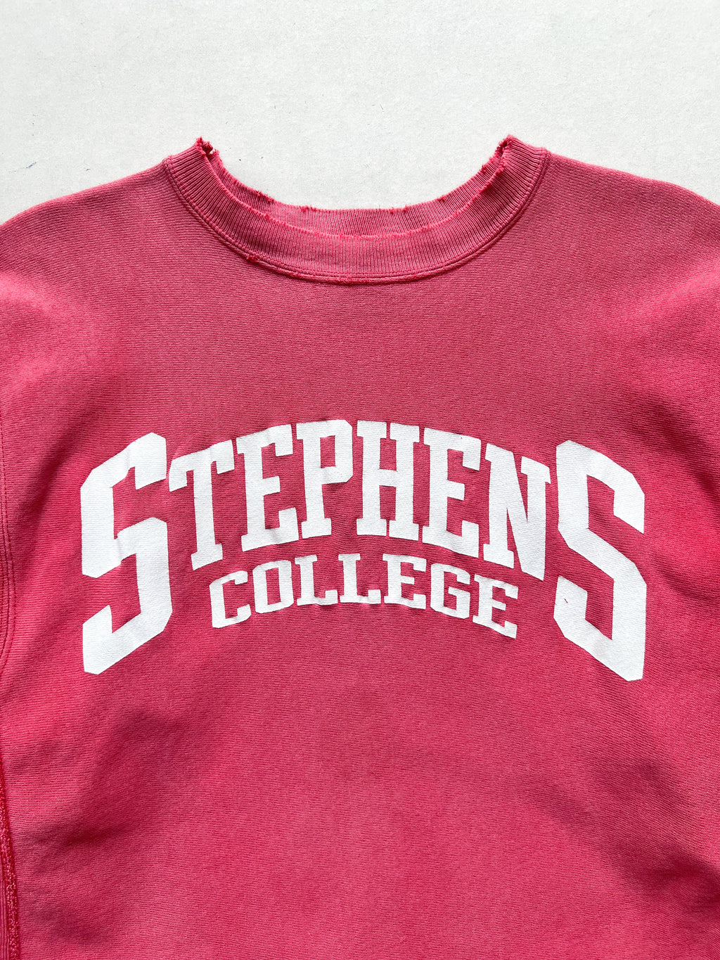 1990S CHAMPION 'STEPHENS COLLEGE' REVERSE WEAVE SWEATSHIRT (L)