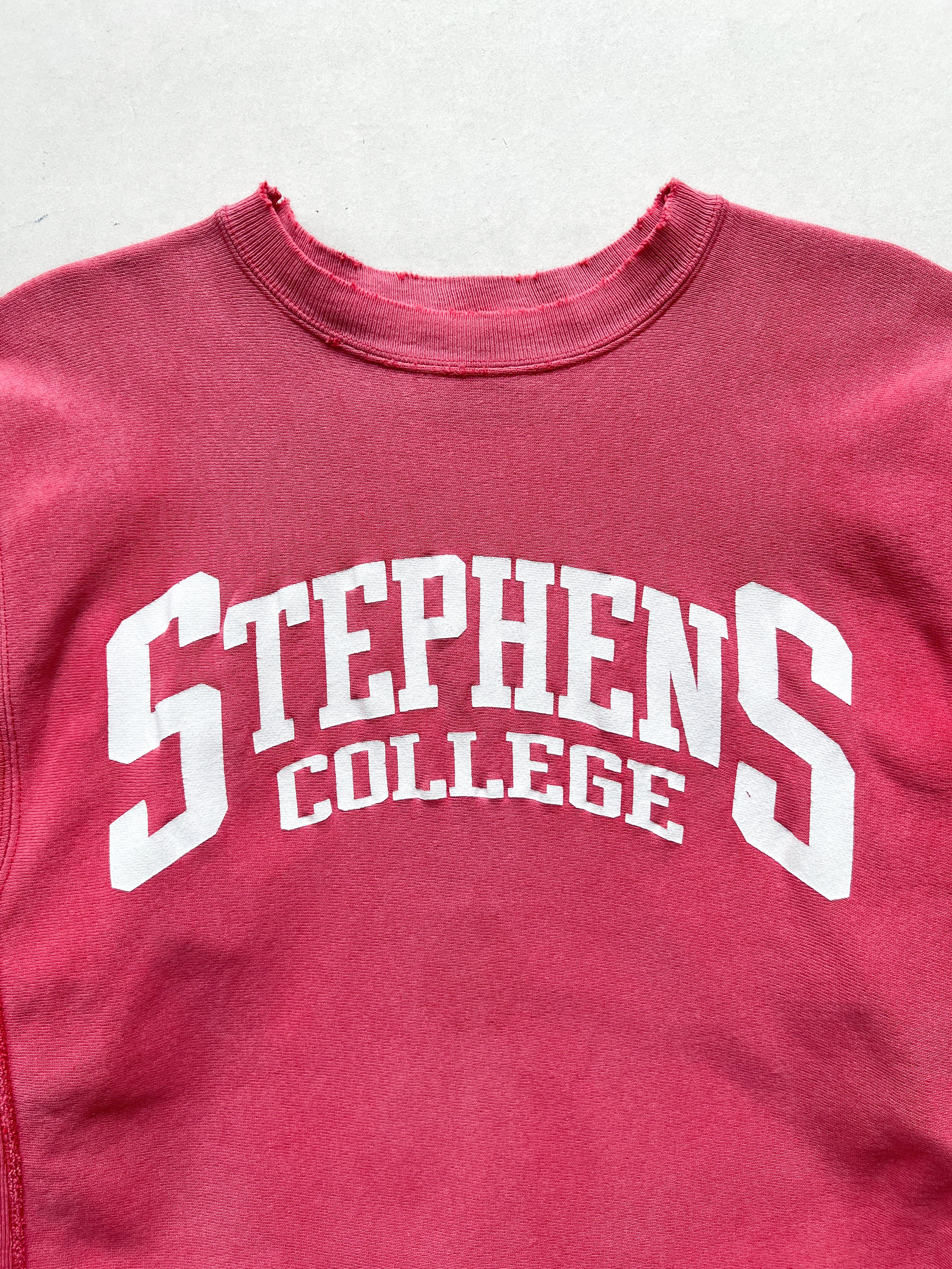 1990S CHAMPION 'STEPHENS COLLEGE' REVERSE WEAVE SWEATSHIRT (L)