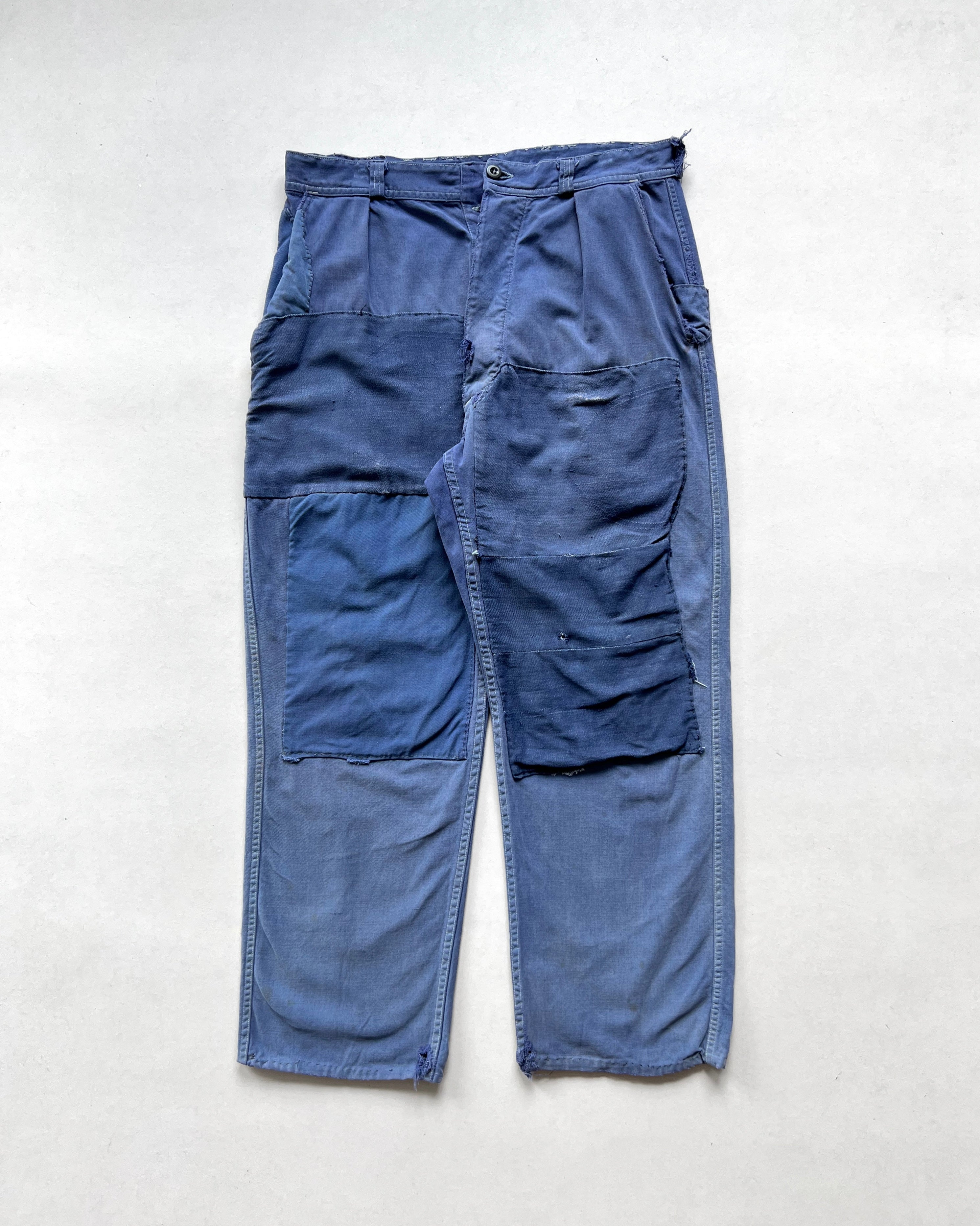 1950S FADED INDIGO FRENCH REPAIRED WORK PANTS (34)