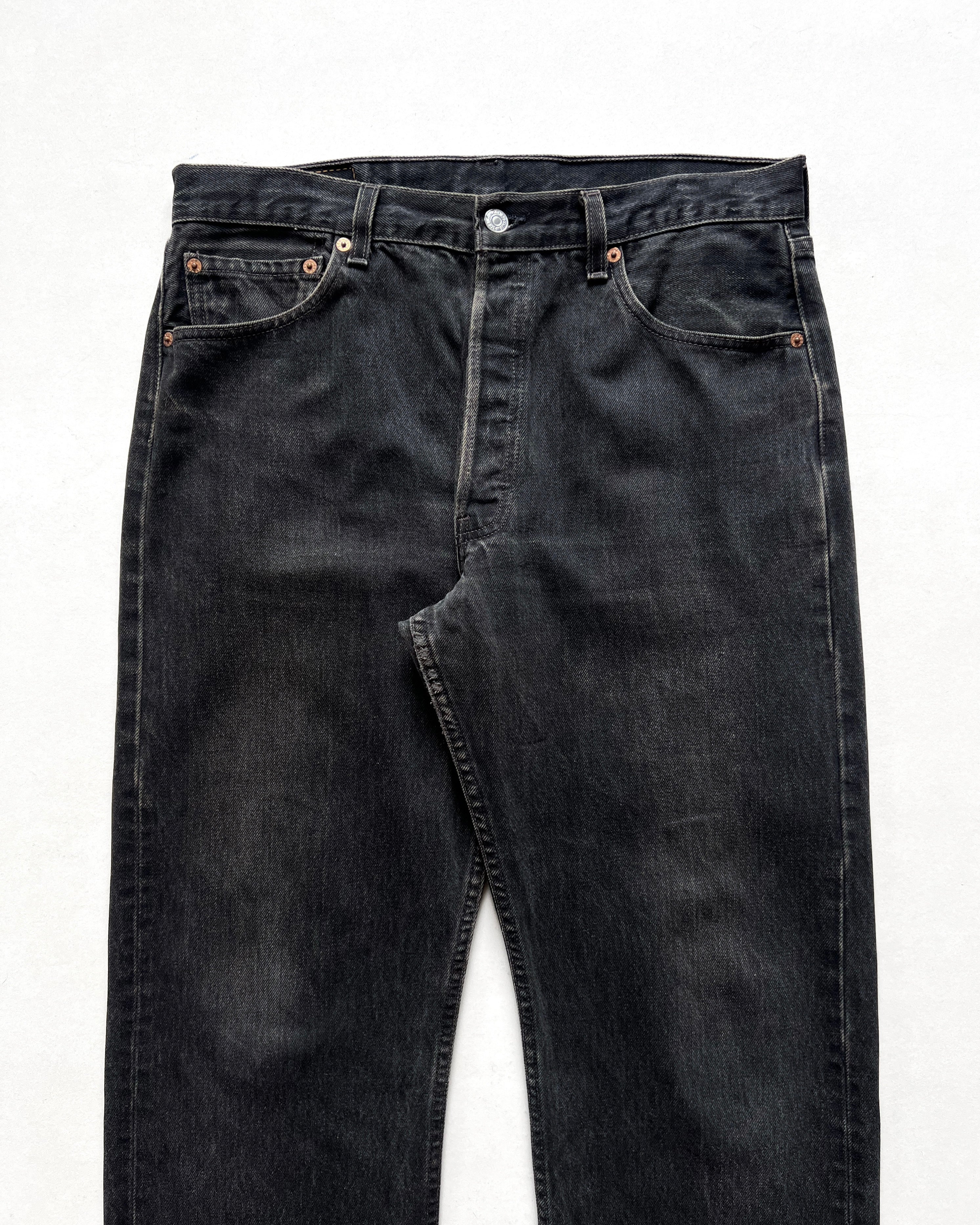 1990S BLACK LEVI'S 501 JEANS (34)