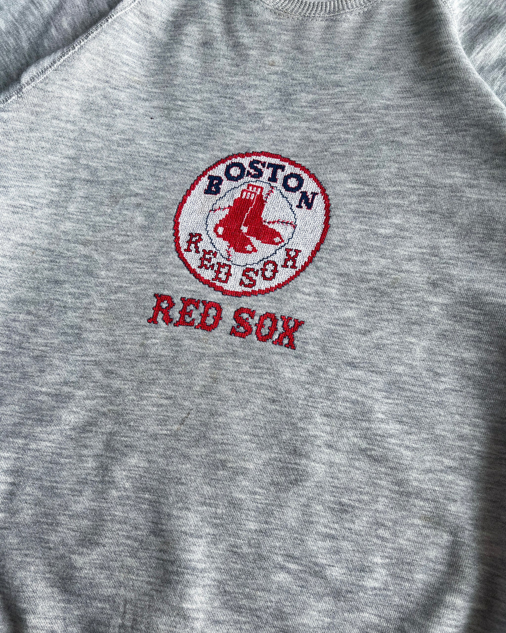 1980S 'BOSTON RED SOX' RAGLAN SWEATSHIRT (XL)