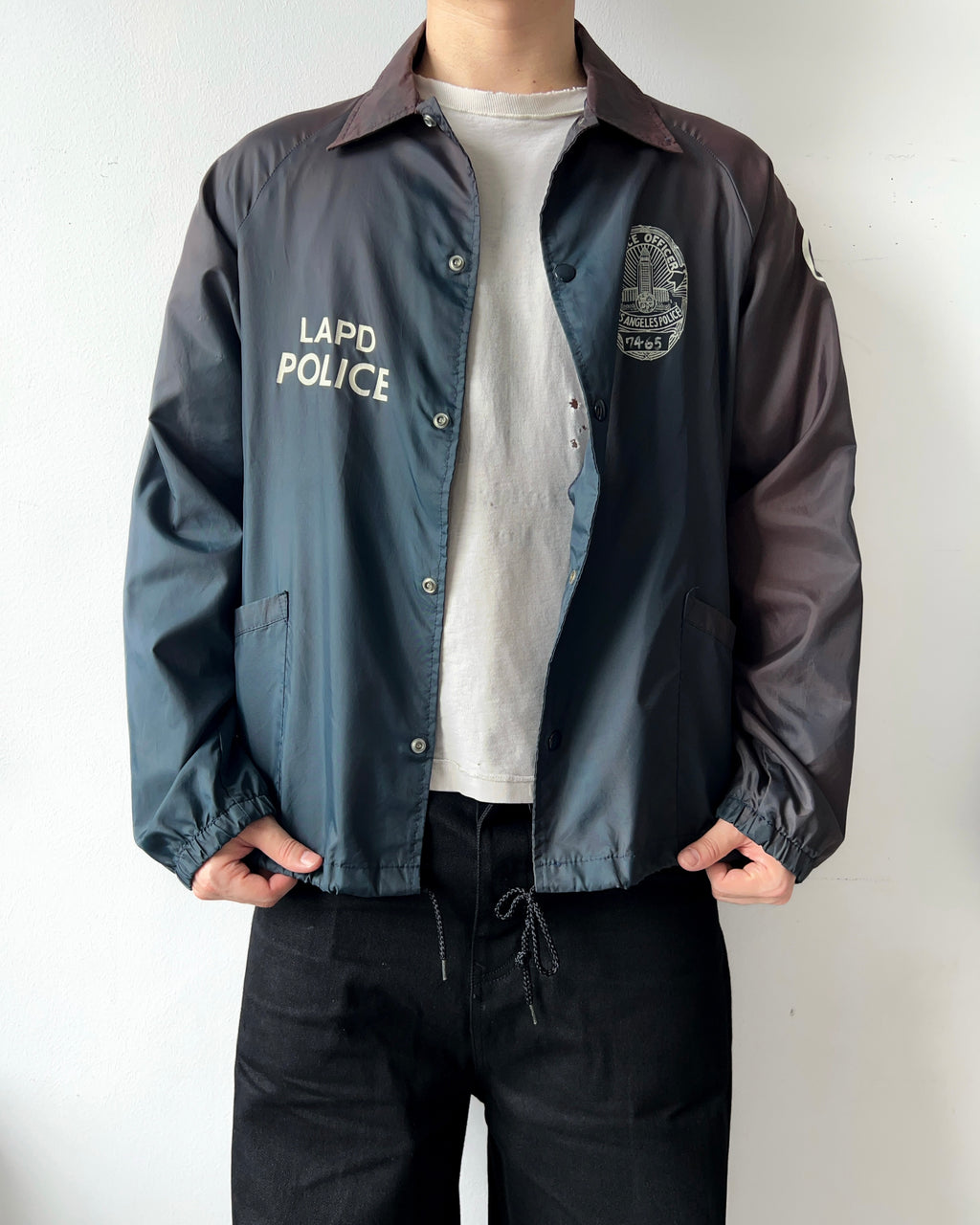 1990S SUN FADED 'LAPD POLICE' WINBREAKER JACKET (M)