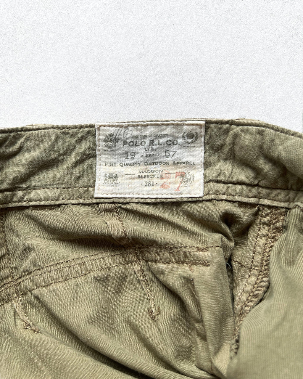 1990S RALPH LAUREN MULTI-POCKETS CARGO SHORTS (33)