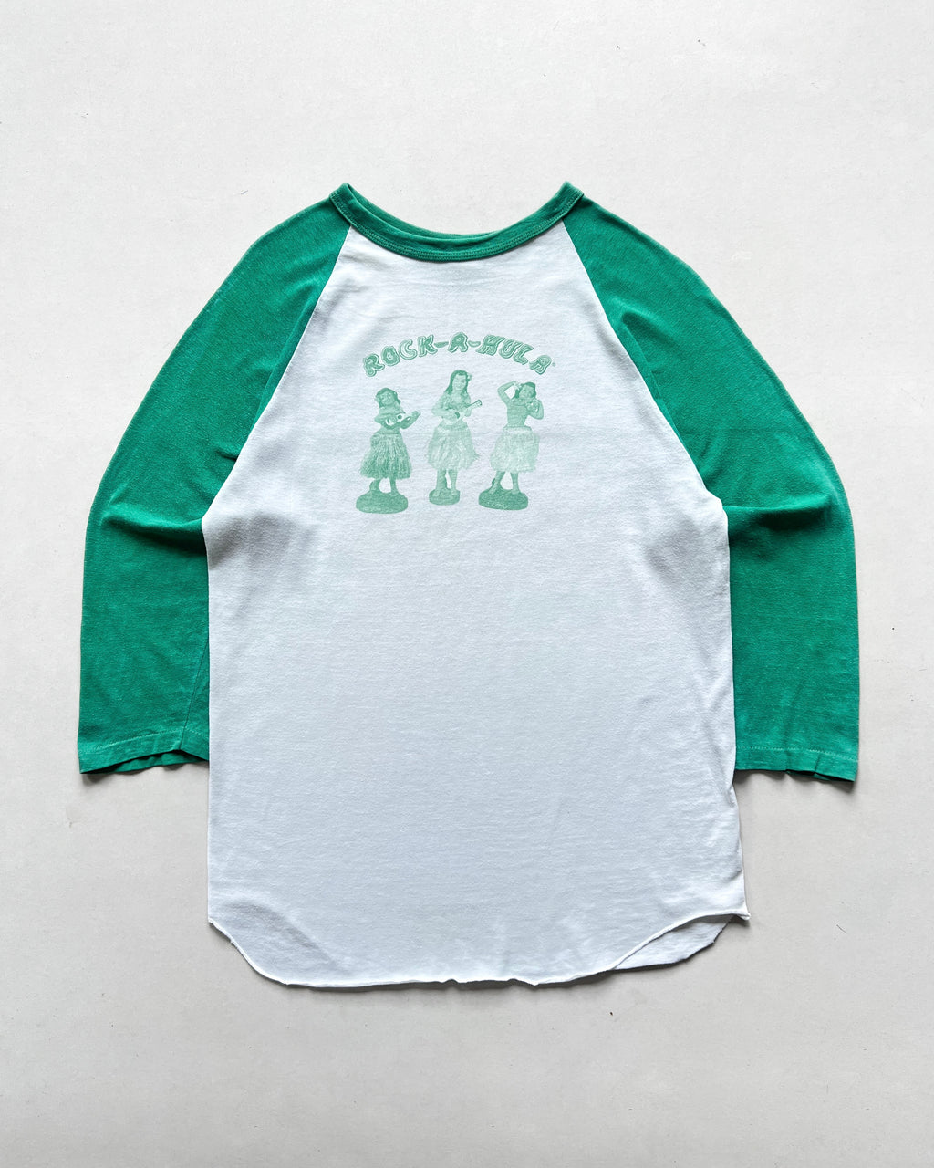 1980S 'ROCK A HULA' RAGLAN 3/4 SLEEVES TEES (M)