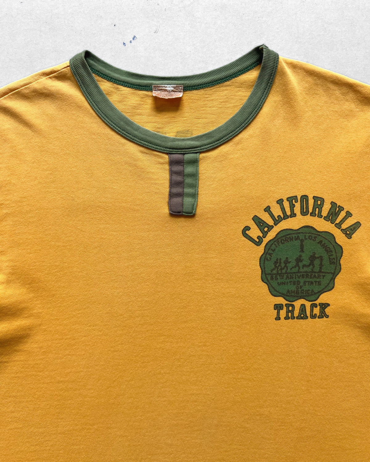 1980S 'LA CALIFORNIA TRACK MEET' RINGER TEE (M)