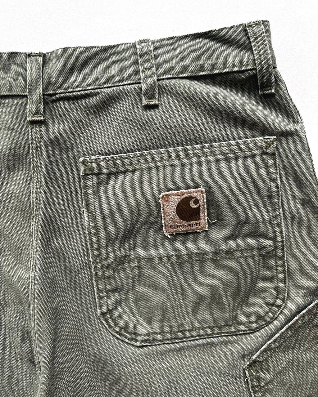 2000S CARHARTT MOS CARPENTER SHORTS (34)