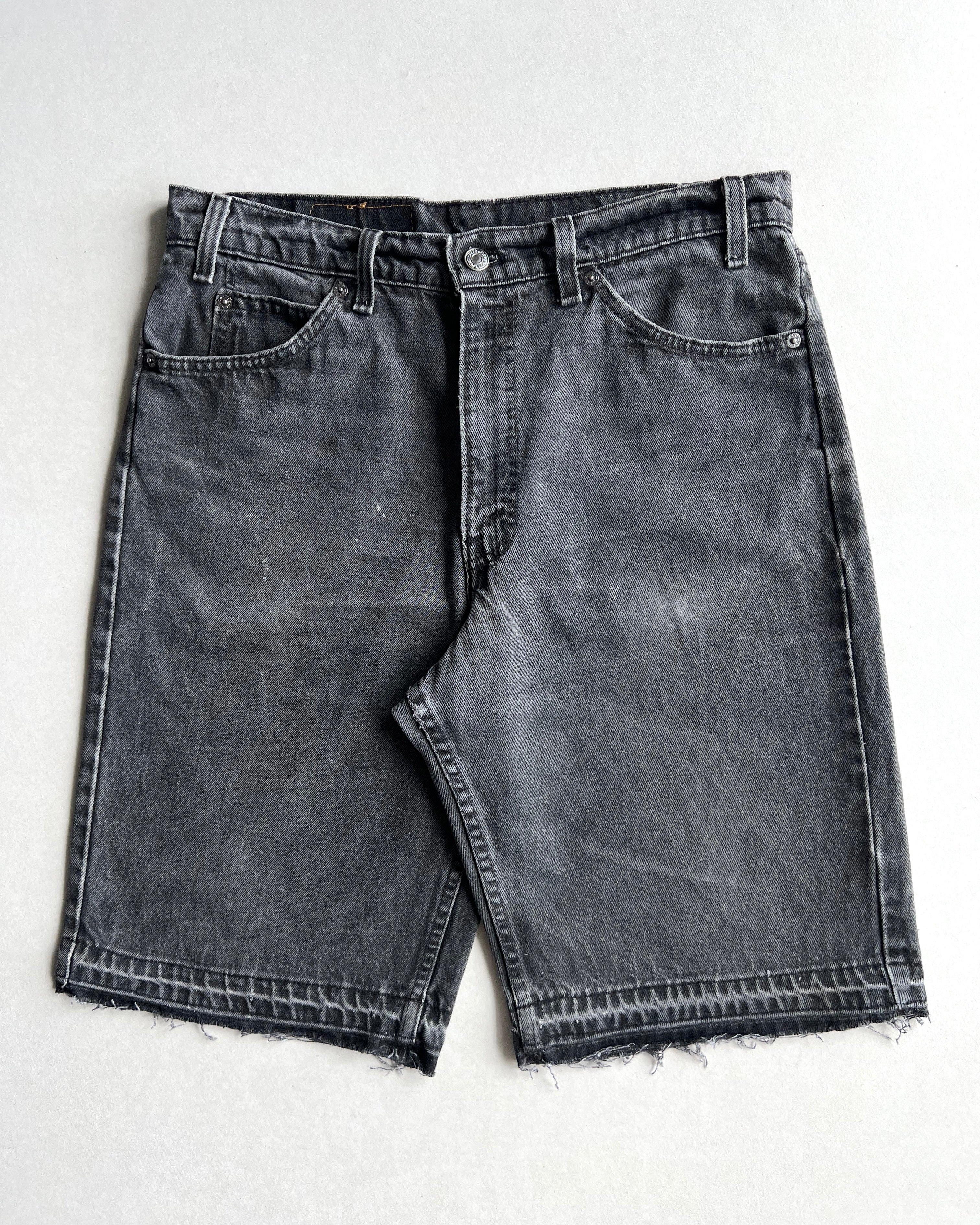 1990S FADED LEVI'S 550 RELEASED HEM SHORTS (34X00)