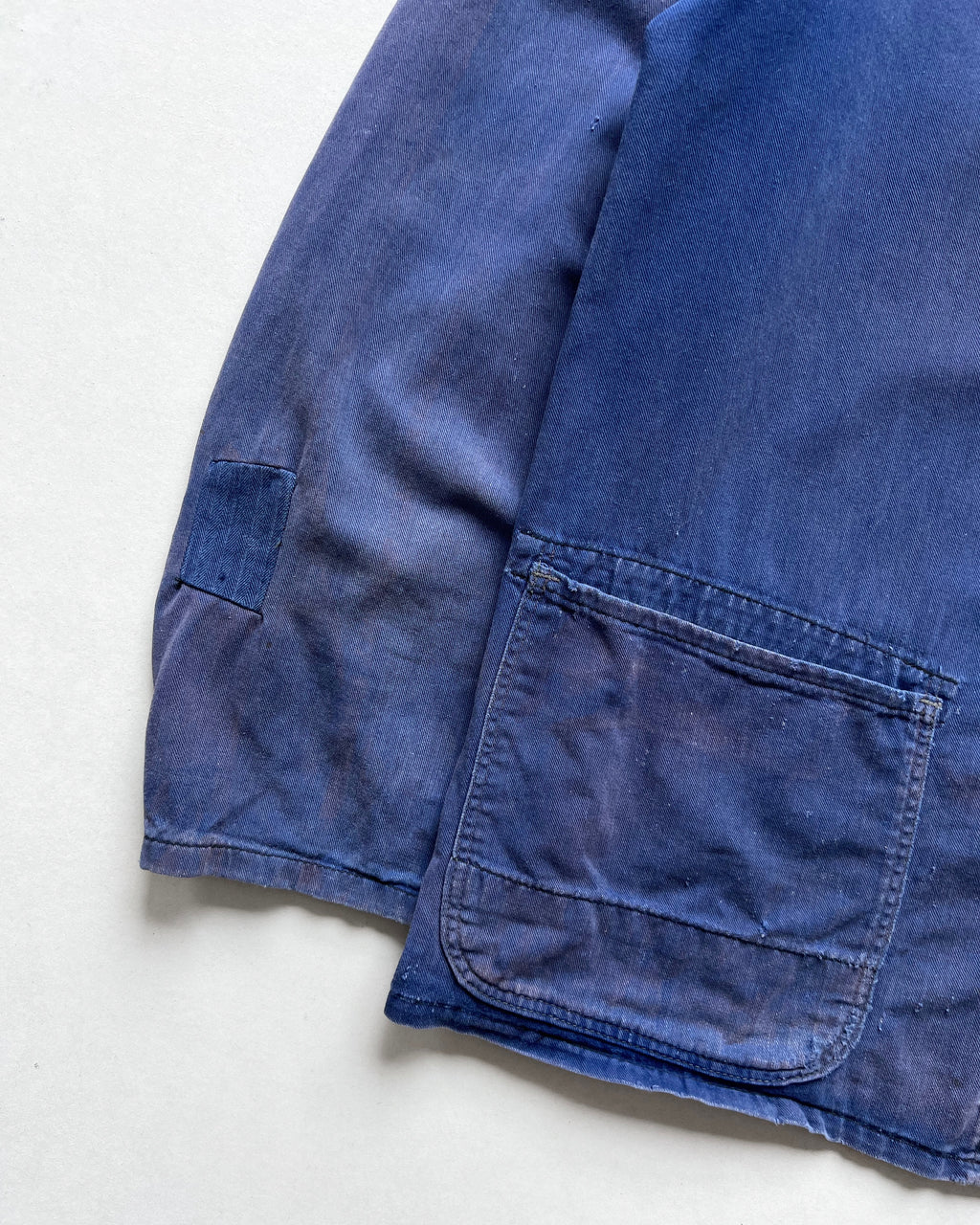1960S SUN FADED FRENCH WORK CHORE JACKET (L)