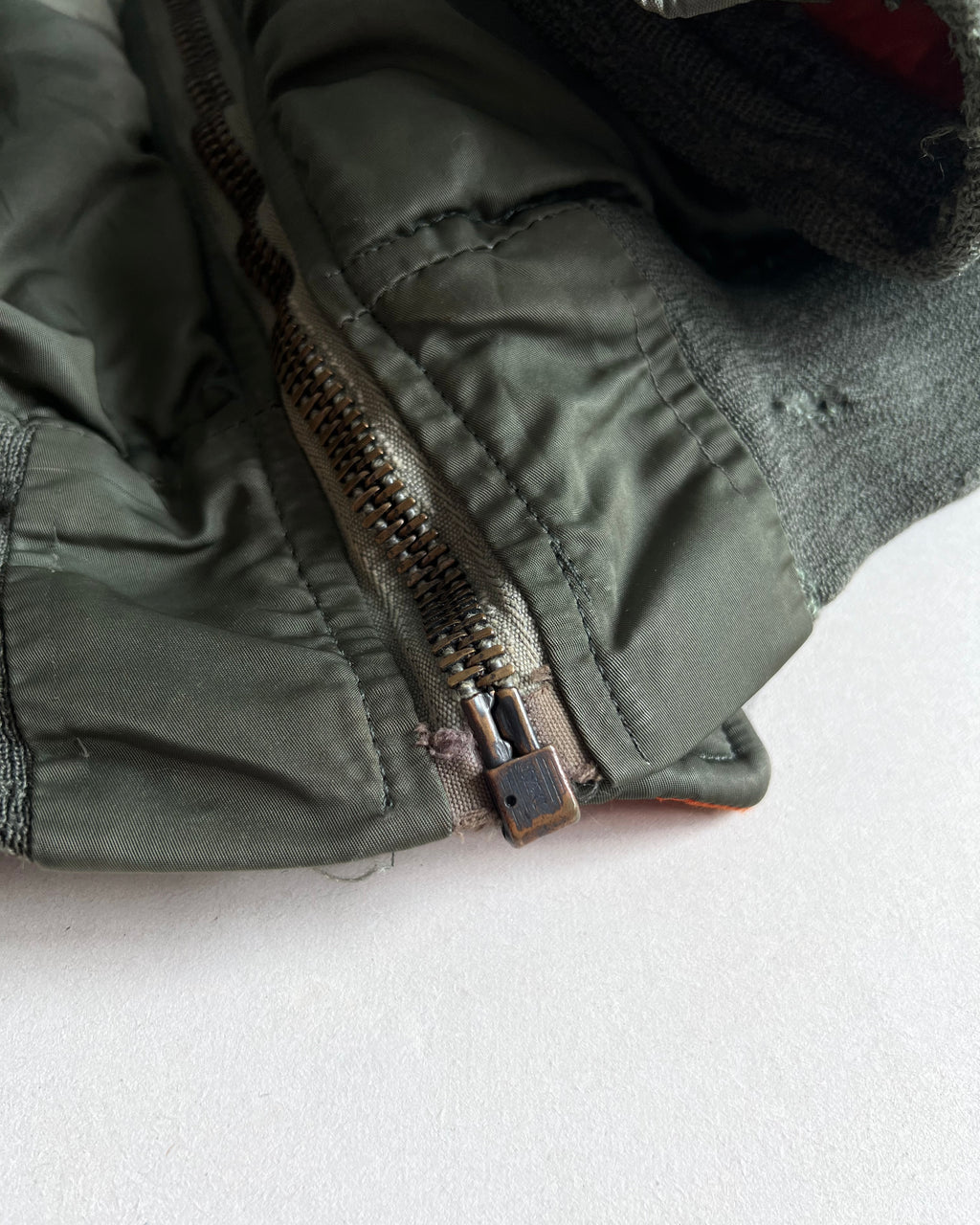 1960S ALPHA INDUSTRIES USAF MA-1 FLIGHT JACKET (XL)