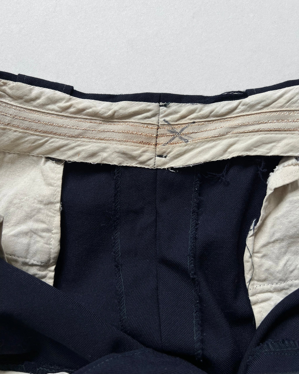 1970S DARK NAVY GABARDINE GENTLEMAN TROUSERS (32)