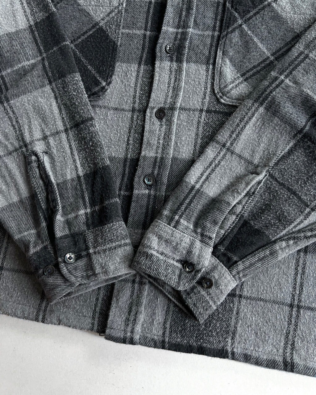 1980S BIG MAC ST. JOHN'S GREY PLAID FLANNEL (XL)