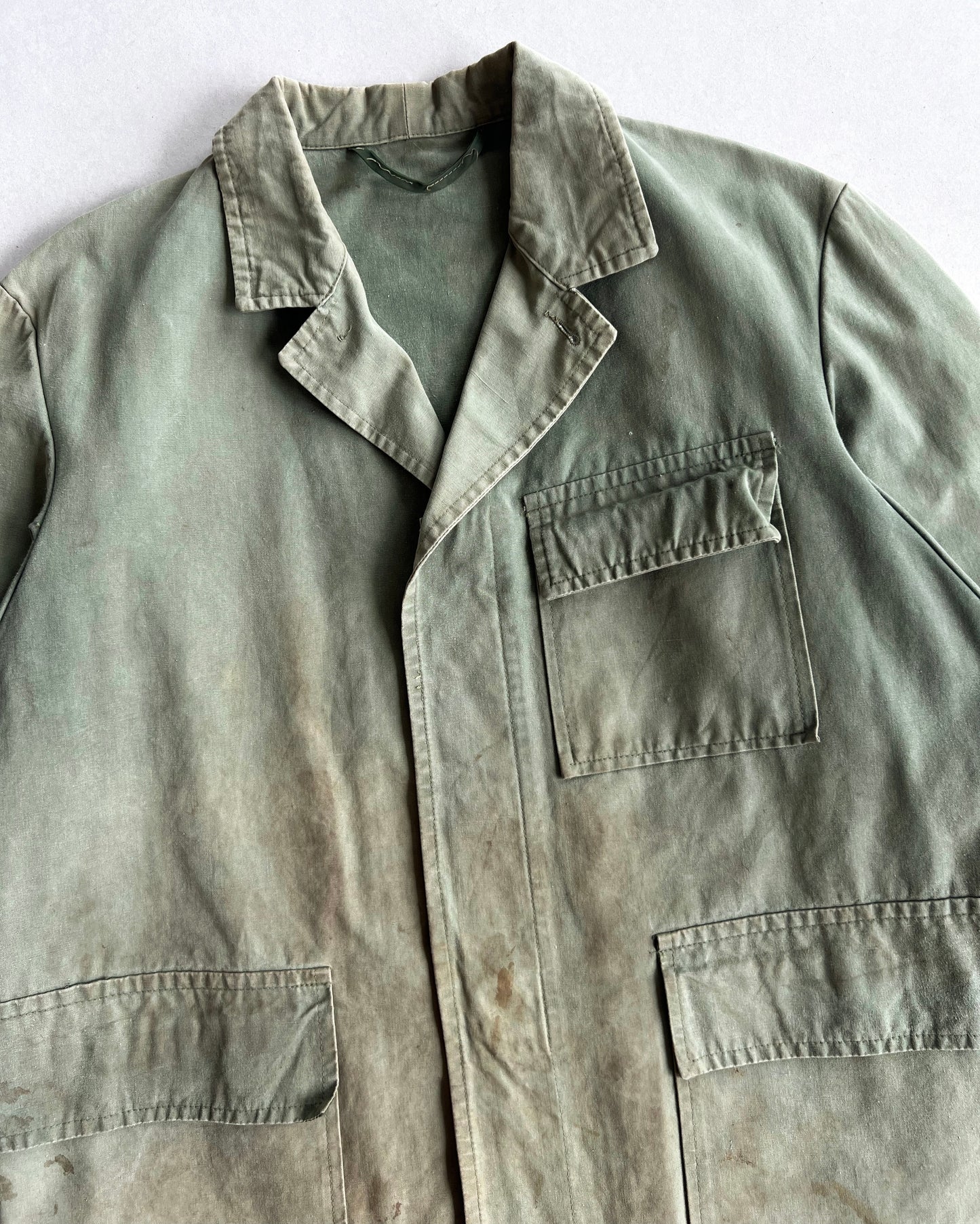 1960S FADED GREEN FRENCH HUNTING JACKET (L)