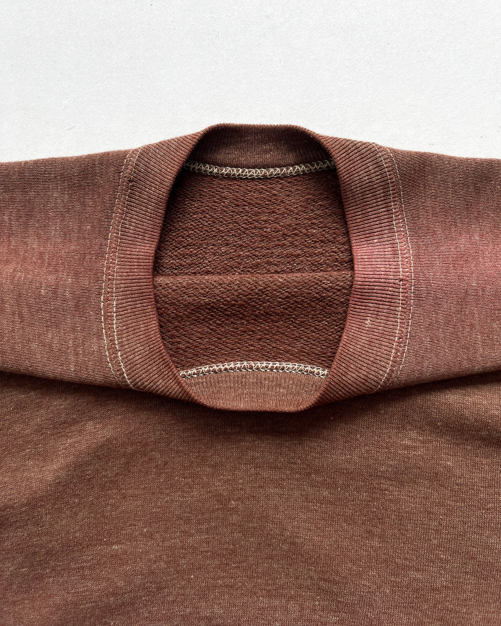 1970S BROWN SHORTSLEEVES RAGLAN SWEATSHIRT (L)