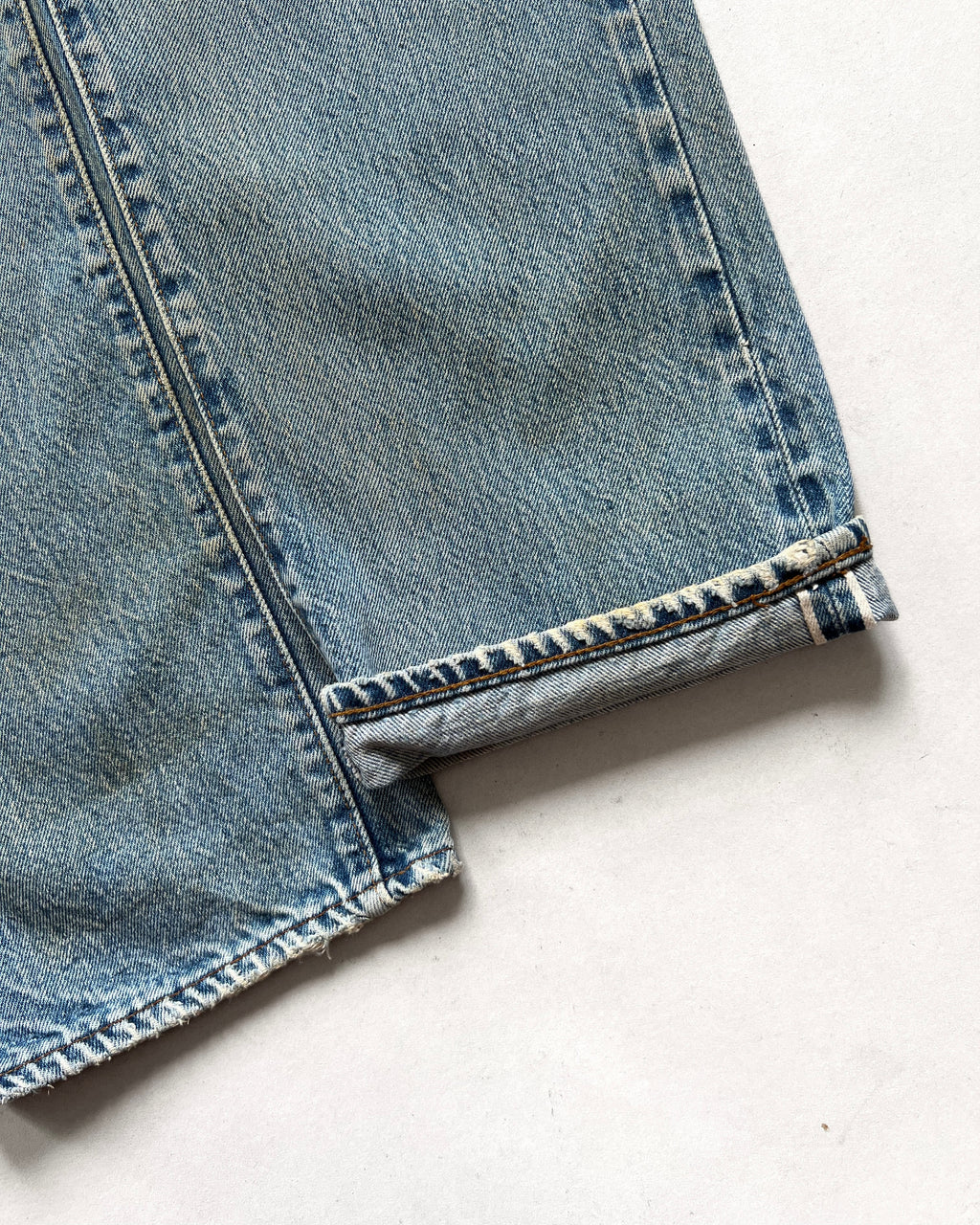 1980S LEVI'S 501 REDLINE SELVEDGE REPAIRED JEANS (32)