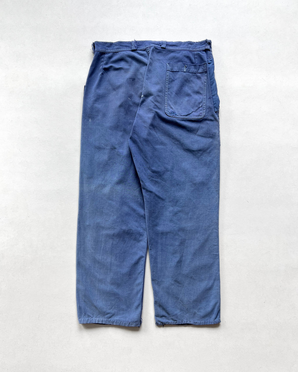 1950S FADED INDIGO FRENCH REPAIRED WORK PANTS (34)
