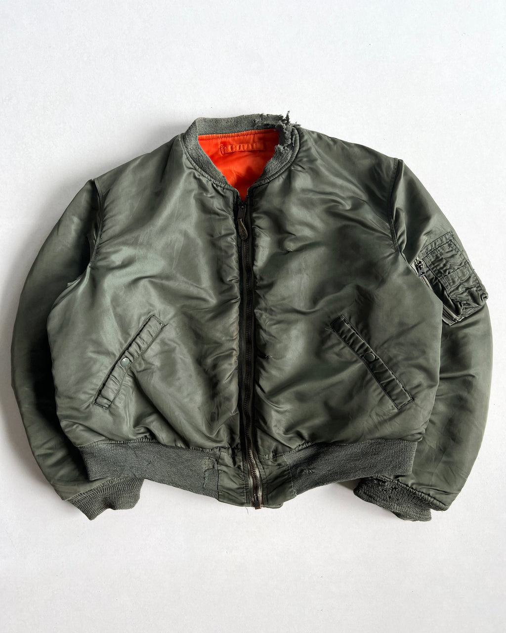 1960S ALPHA INDUSTRIES USAF MA-1 FLIGHT JACKET (XL)