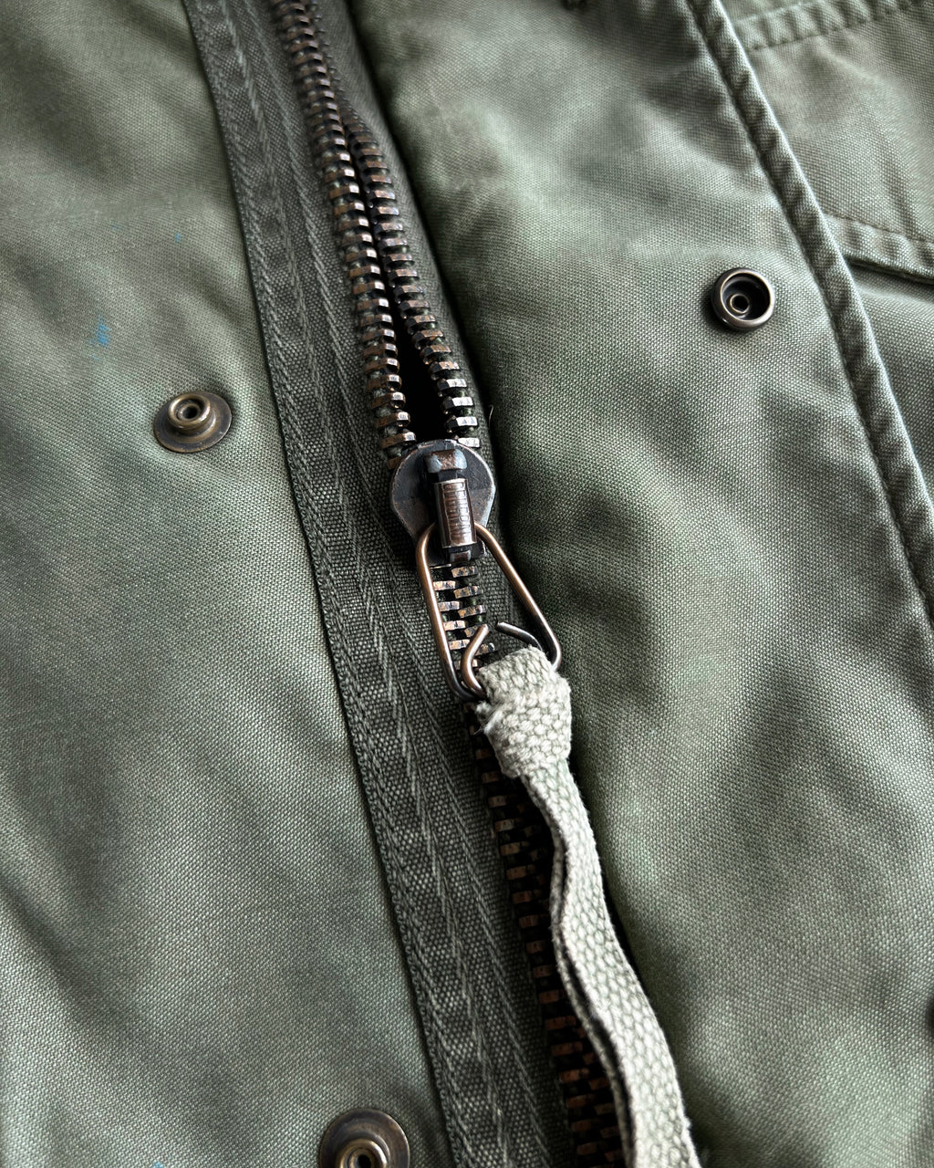 1970S NAMWAR US ARMY M-65 OG107 JACKET (SMALL SHORT)