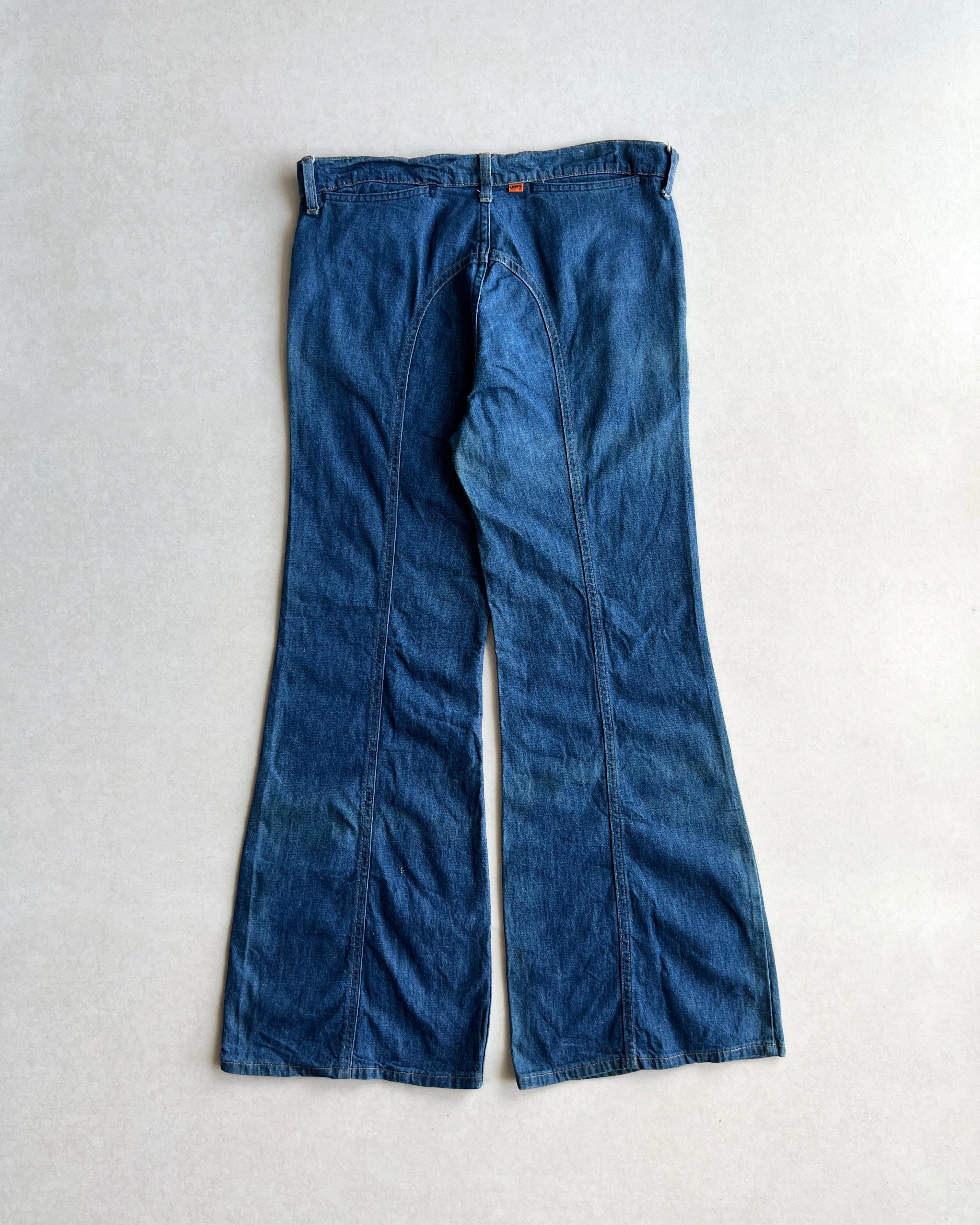 1970S ORANGE TAB LEVI'S BELL BOTTOM JEANS (34X31)